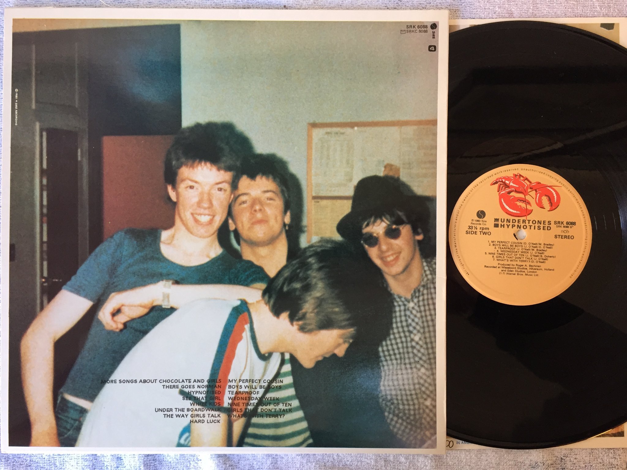 Omslagsbild för skivan THE UNDERTONES hypnotized LP -80 SIRE SRK 6088