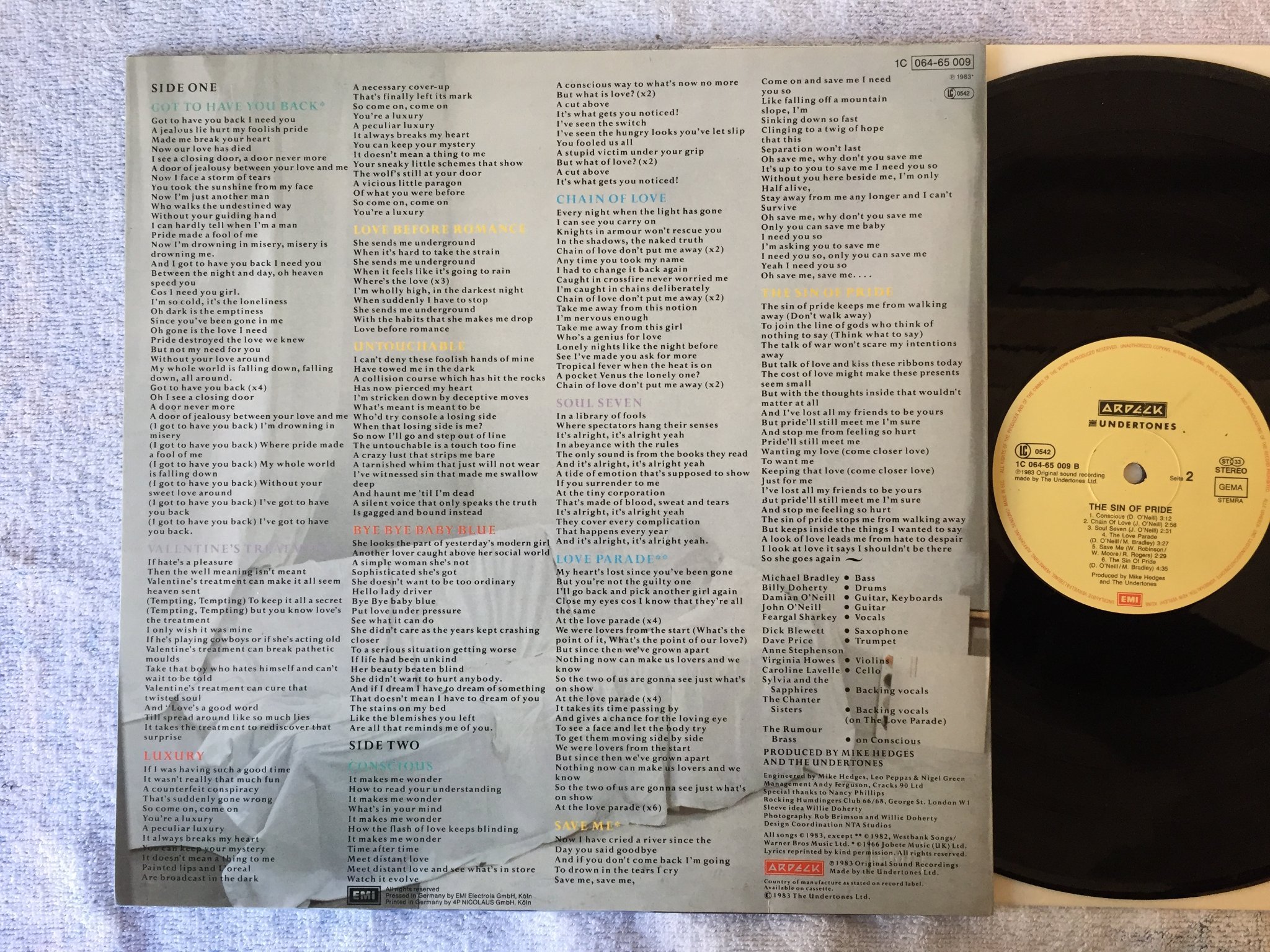 Omslagsbild för skivan THE UNDERTONES the sin of pride LP -83 SIRE 1C 064-65 009