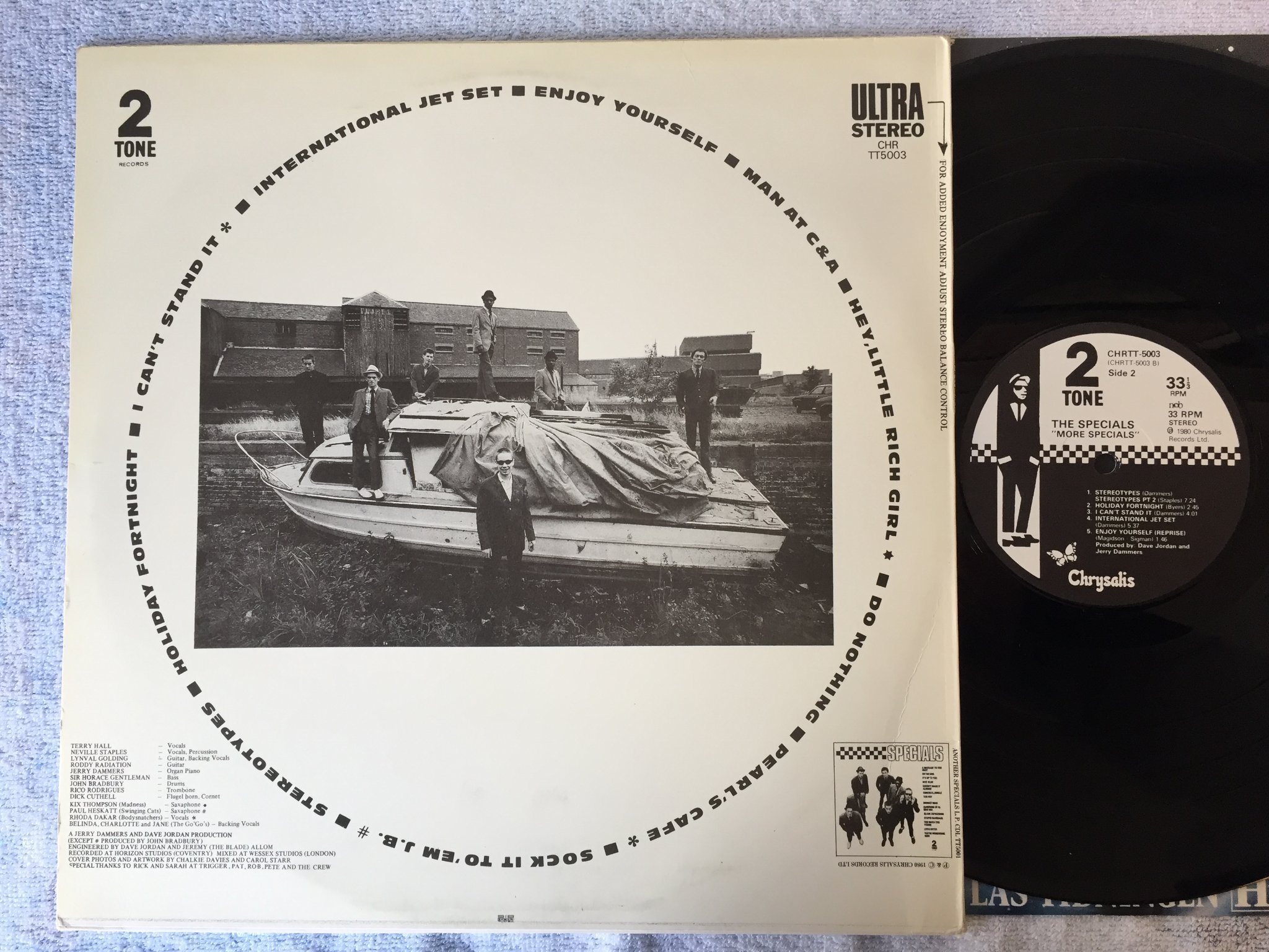 Omslagsbild för skivan THE SPECIALS more specials LP -80 Swe CHRYSALIS CHRTT 5003 ska