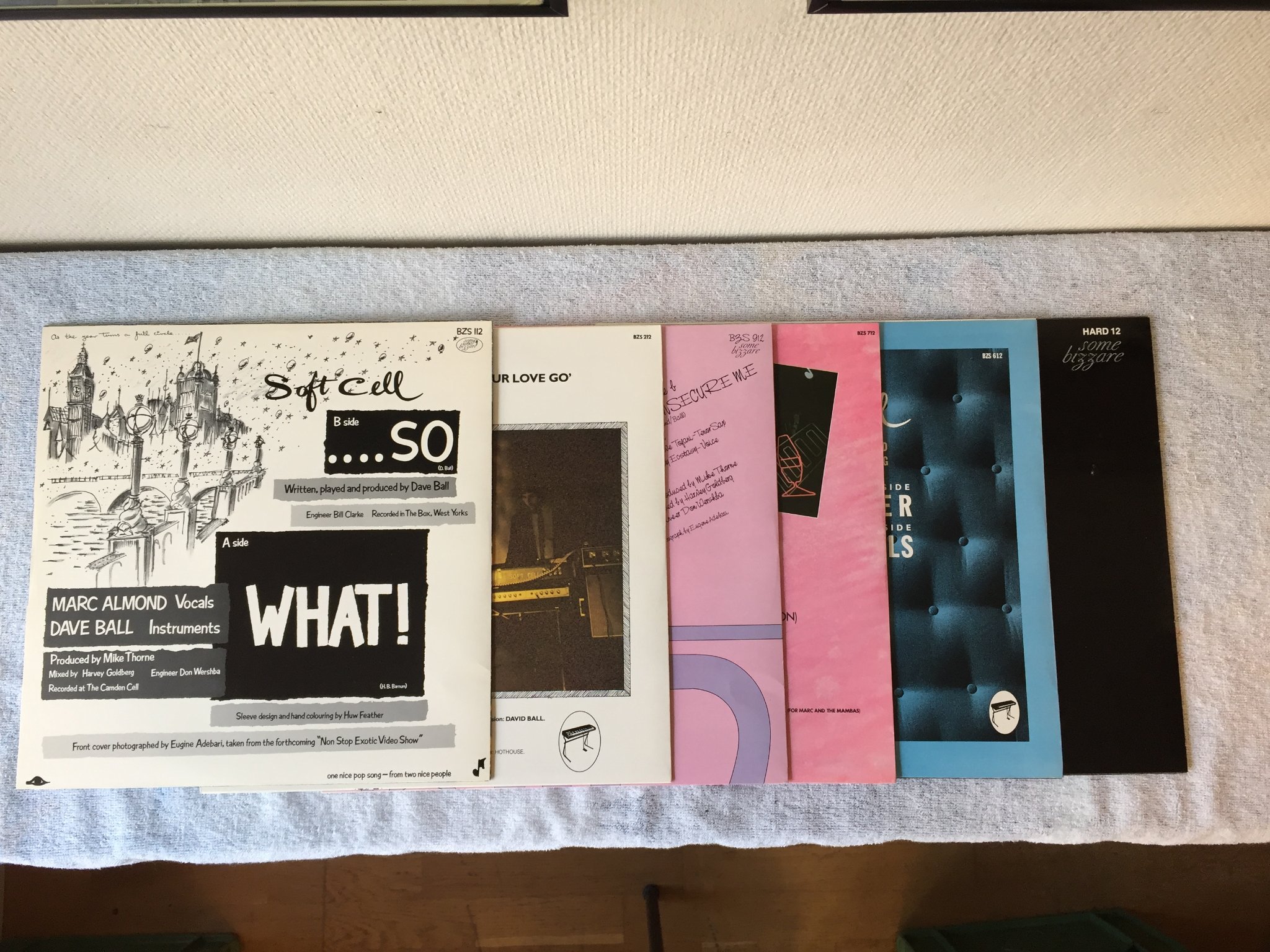 Omslagsbild för skivan SOFT CELL the twelve inch singles LP -82 UK SOME BIZARRE CEL BX 1 very rare