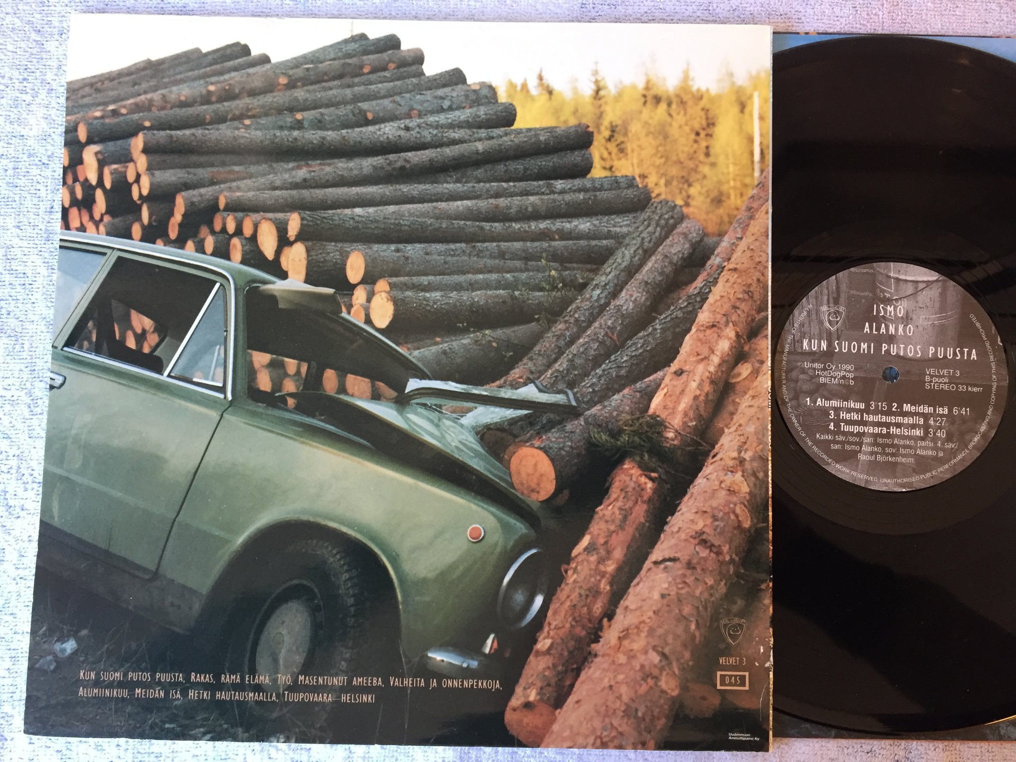 Omslagsbild för skivan ISMO ALANKO Kun Suomi Putos Puusta LP -90 FINLAND seal on velvet VELVET 3 