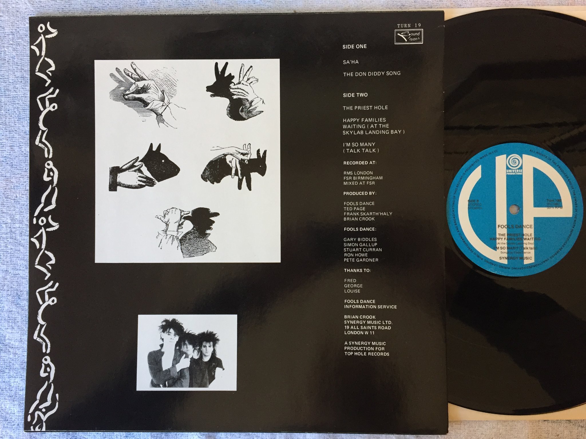 Omslagsbild för skivan THE CURE fools dance 12”ep -85 Hol UNIVERSE TURN 19