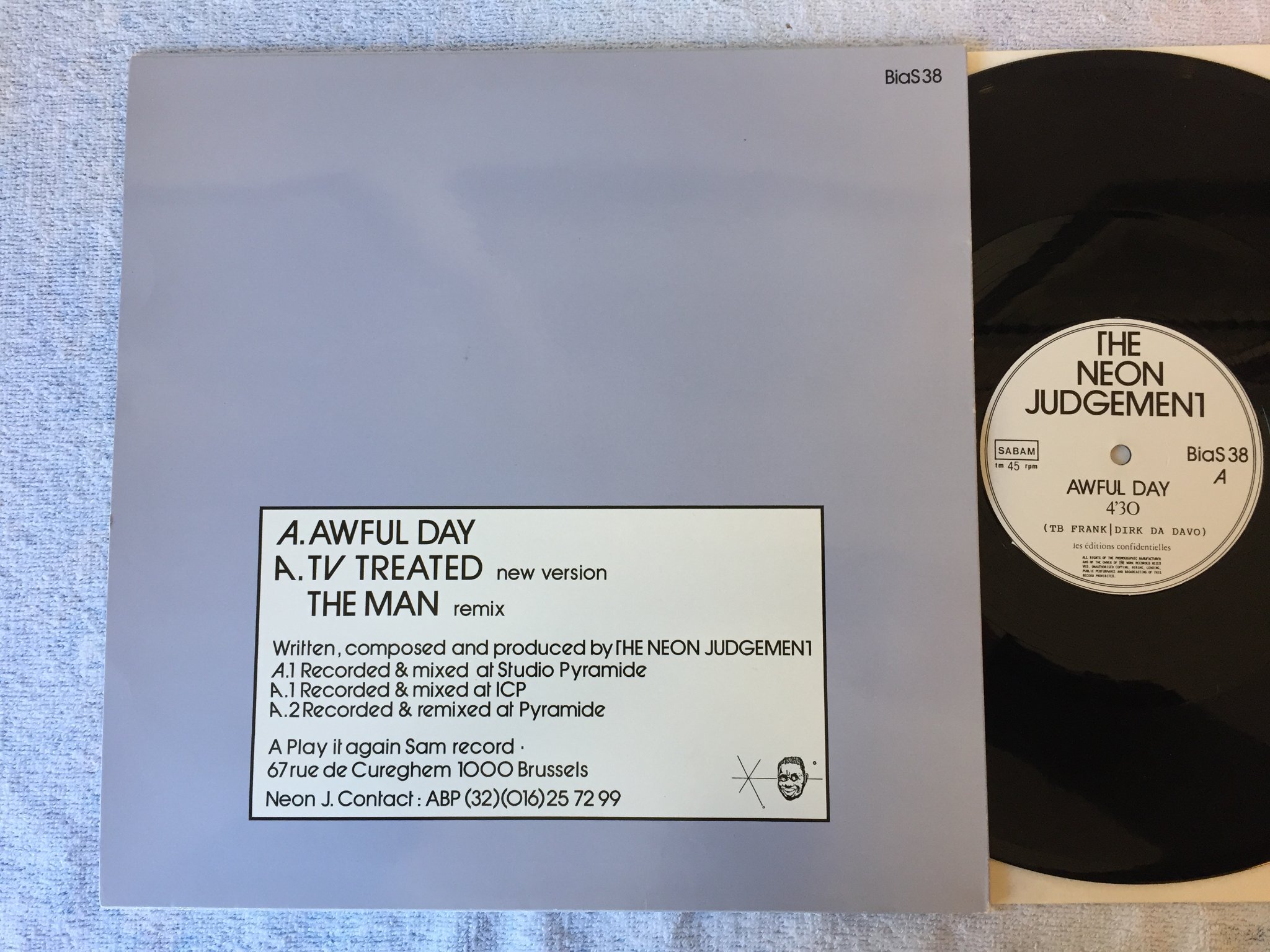 Omslagsbild för skivan THE NEON JUDGEMENT awful day 12”tolva -85 Belgium BiaS 38