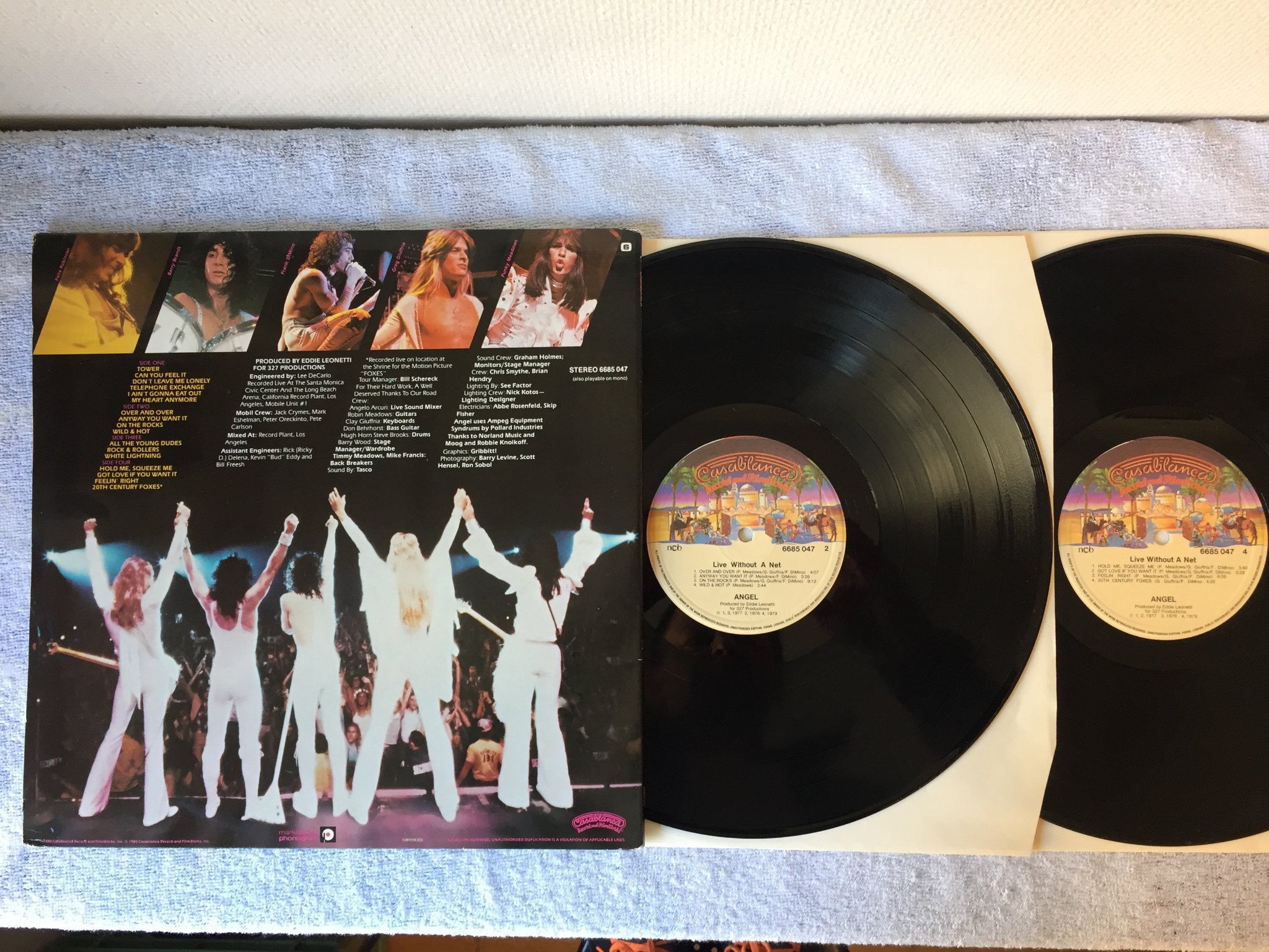 Omslagsbild för skivan ANGEL live without a net LP -80 Norway CASABLANCA 6685 047