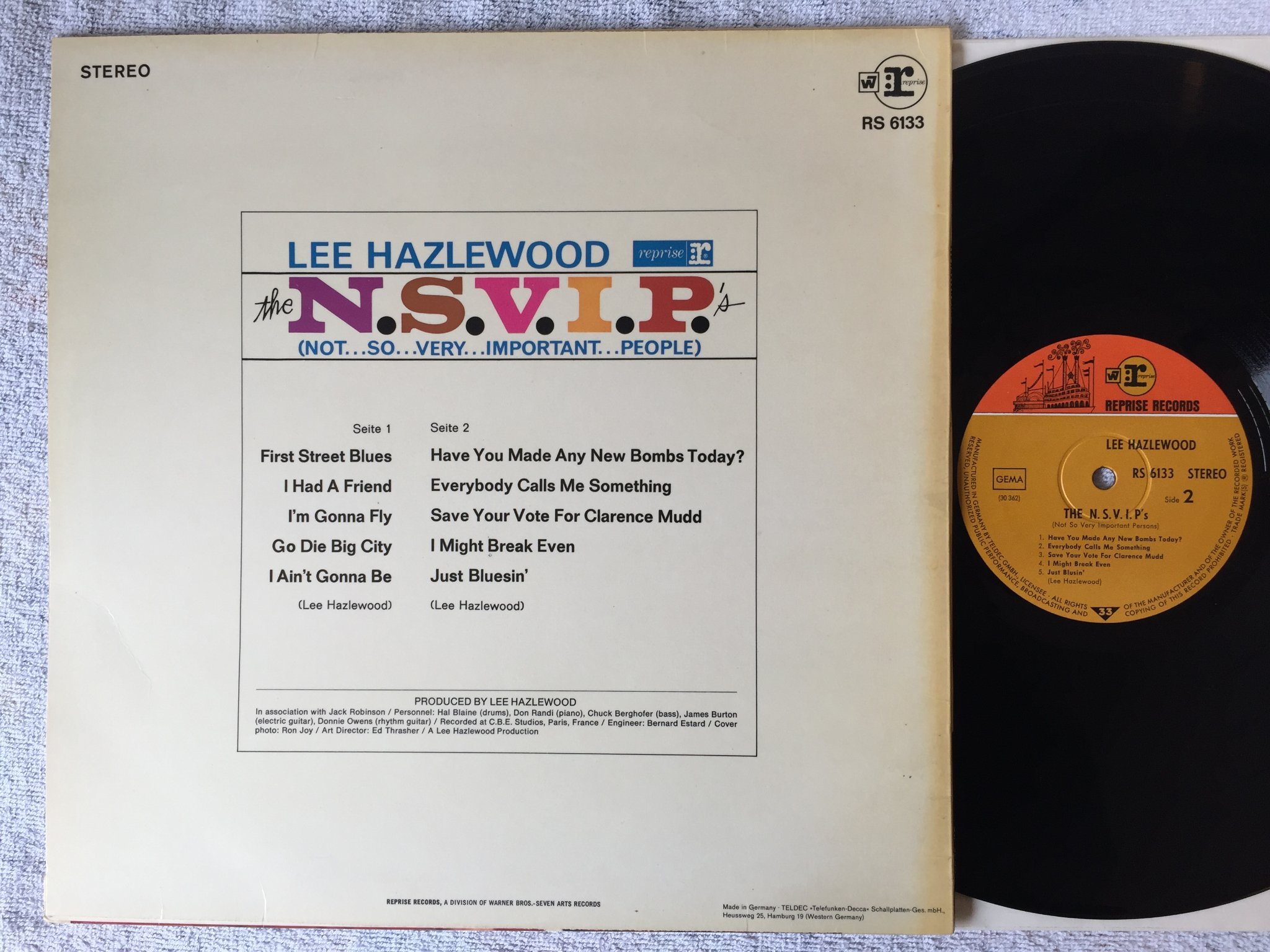 Omslagsbild för skivan LEE HAZLEWOOD the N.S.V.I.P's LP Ger REPRISE RS 6133