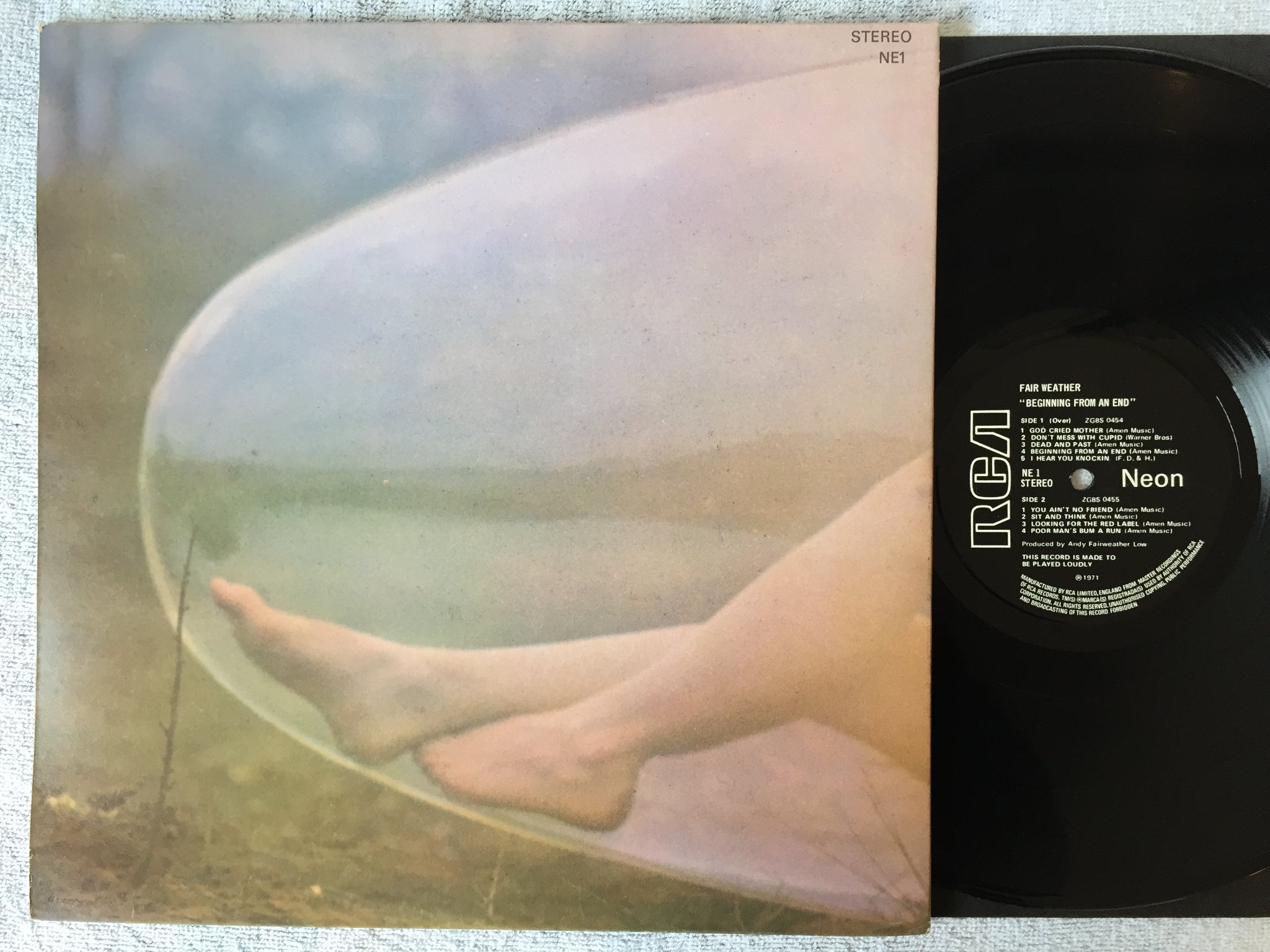 Omslagsbild för skivan FAIR WEATHER beginning from the end LP -71 UK RCA NEON NE 1 