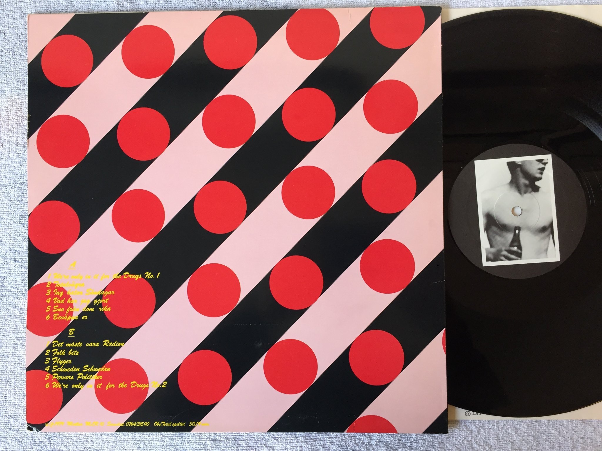 Omslagsbild för skivan EBBA GRÖN we're only in iy for the drugs LP -79 Swe MISTLUR MLR-10