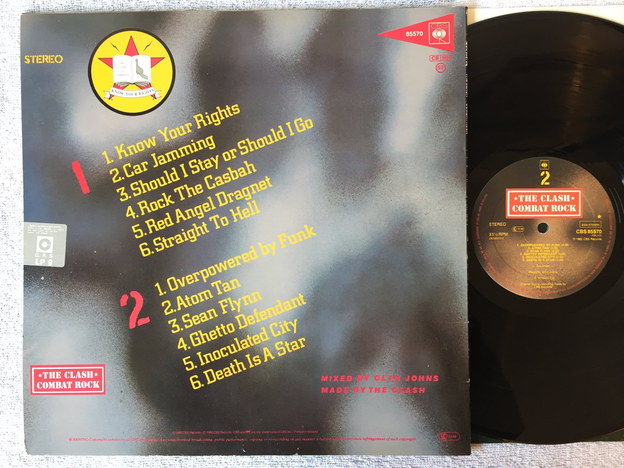 Omslagsbild för skivan THE CLASH combat rock LP -82 CBS 85570 w/ poster