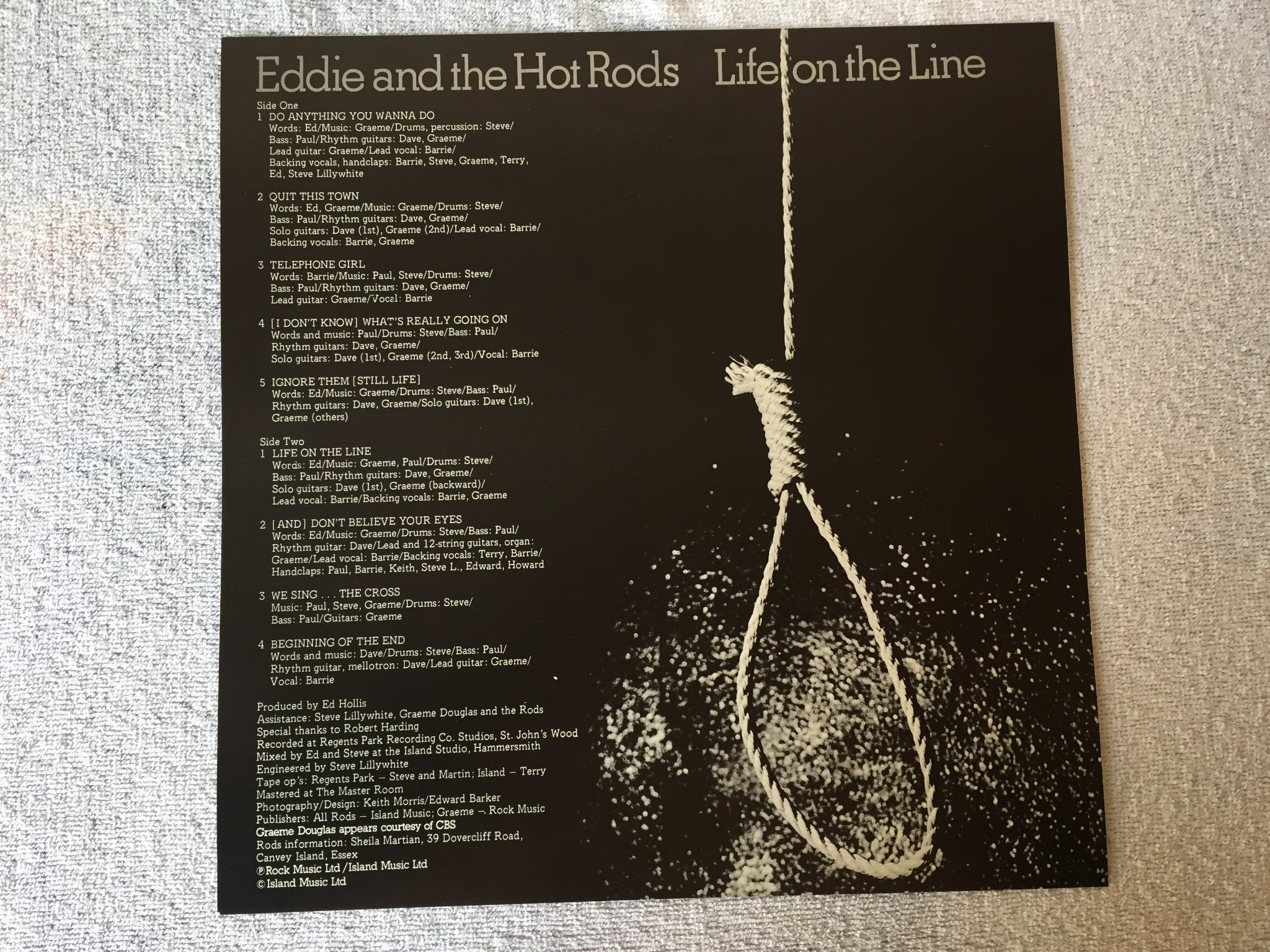 Omslagsbild för skivan EDDIE & THE HOT RODS Life On The Line LP -77 UK ISLAND ILPS 9509