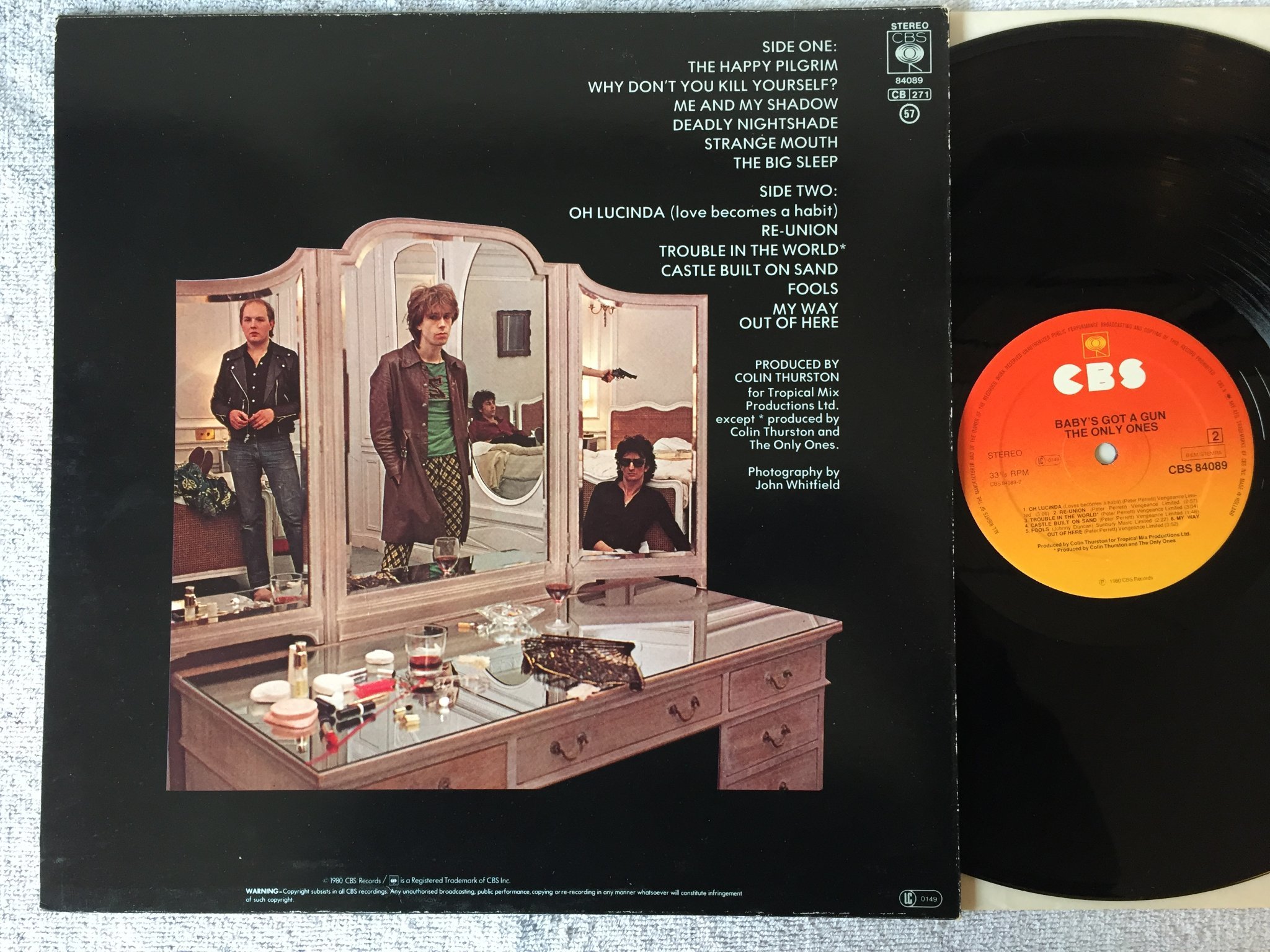 Omslagsbild för skivan THE ONLY ONES baby's got a gun LP -80 Hol CBS 84089