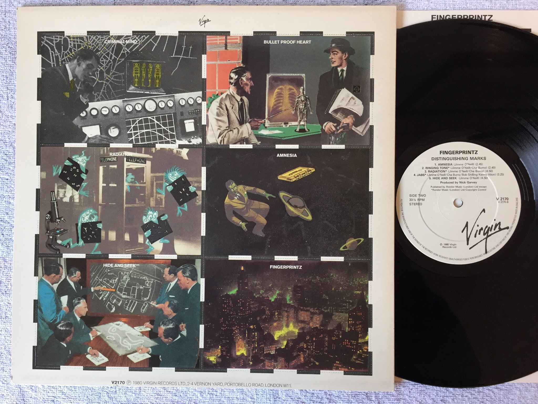 Omslagsbild för skivan FINGERPRINTZ distinguishing marks  LP -80 VIRGIN V2170