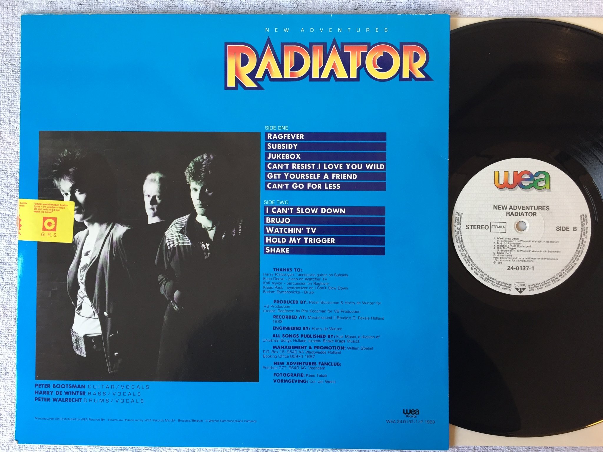 Omslagsbild för skivan RADIATOR new adventures LP -83 WEA 24-0137-1