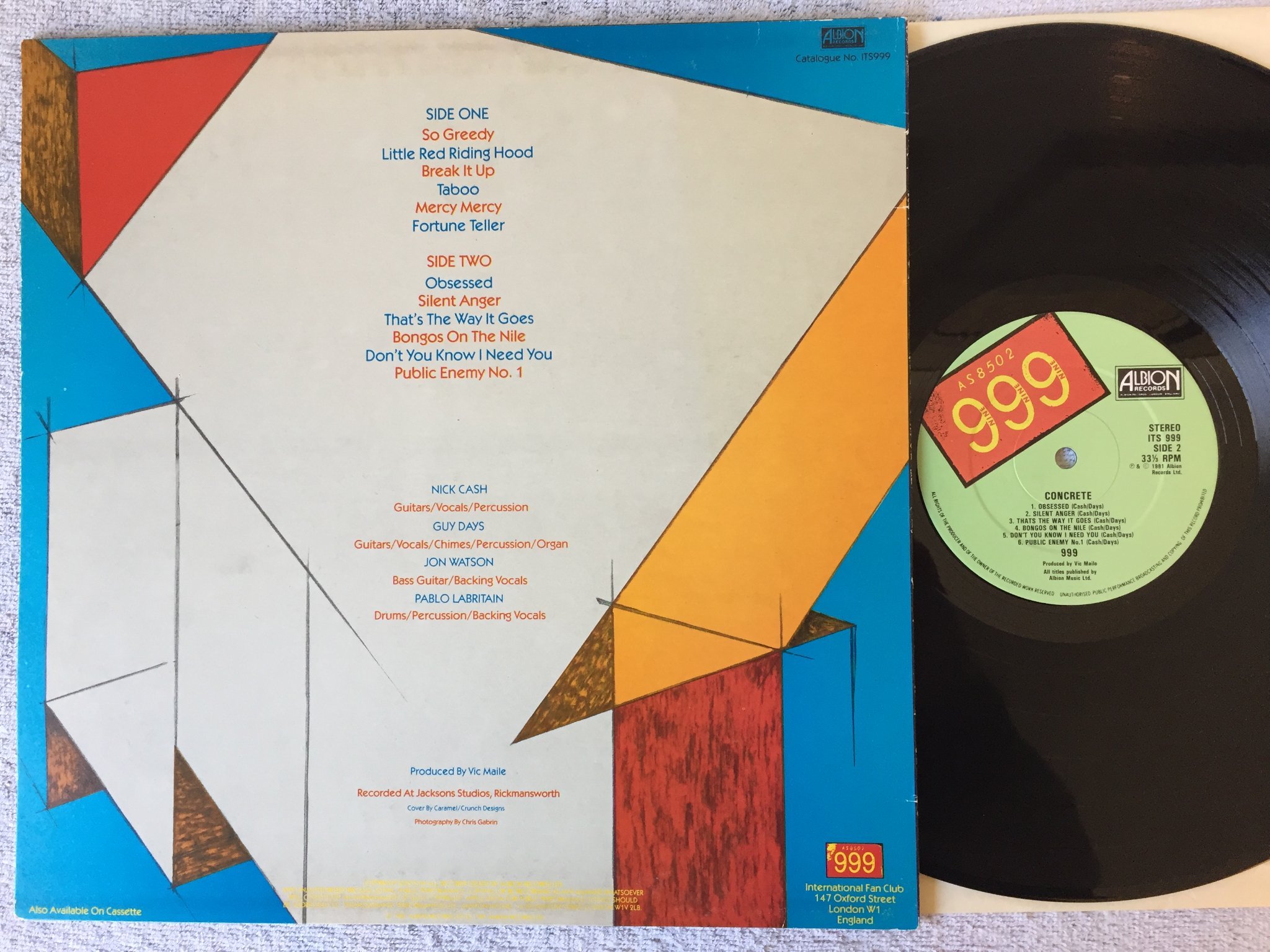 Omslagsbild för skivan NINE NINE NINE Concrete LP -81 UK albion ITS 999