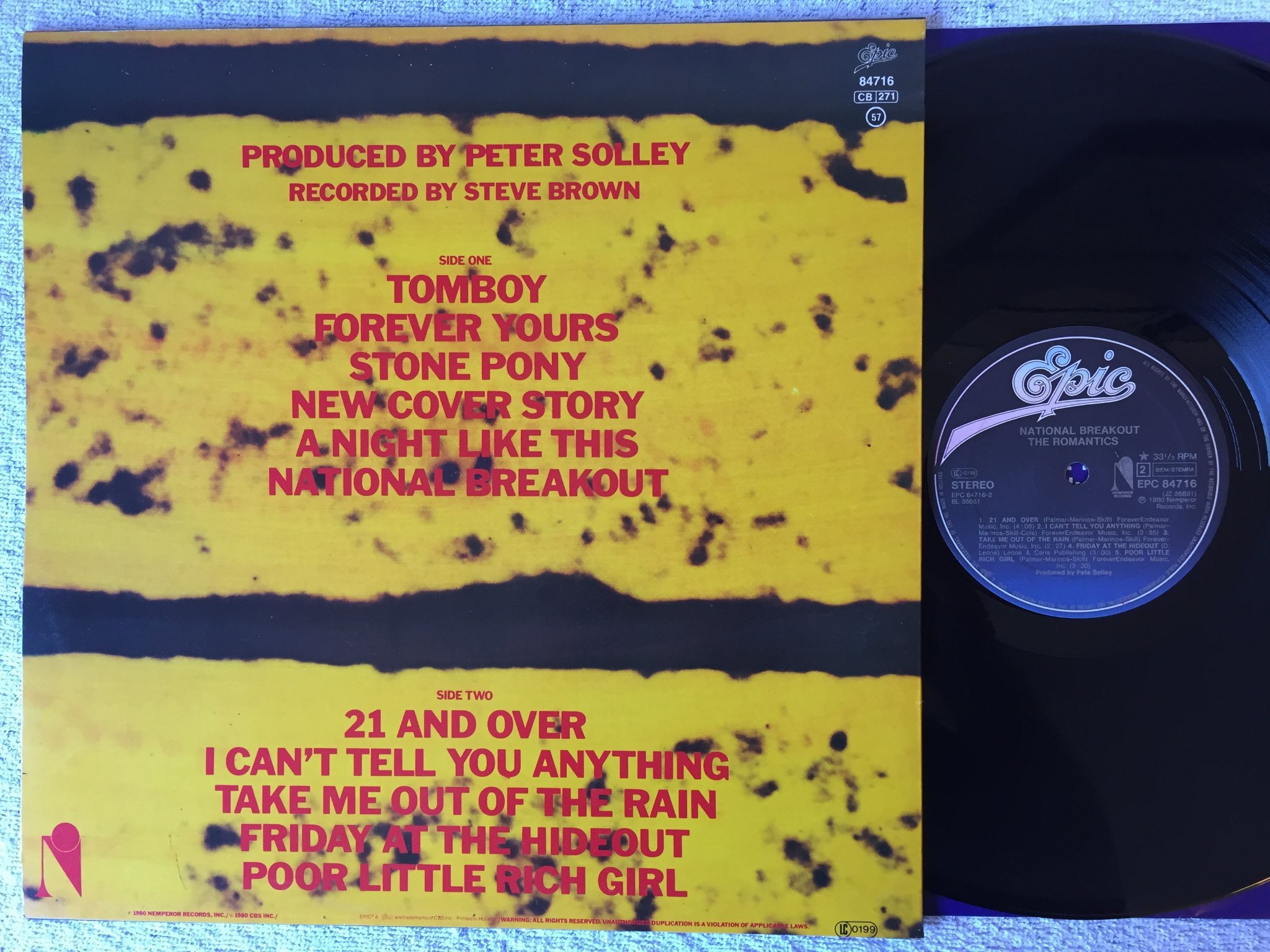 Omslagsbild för skivan THE ROMANTICS national breakout LP -80 Hol EPIC EPC 84716