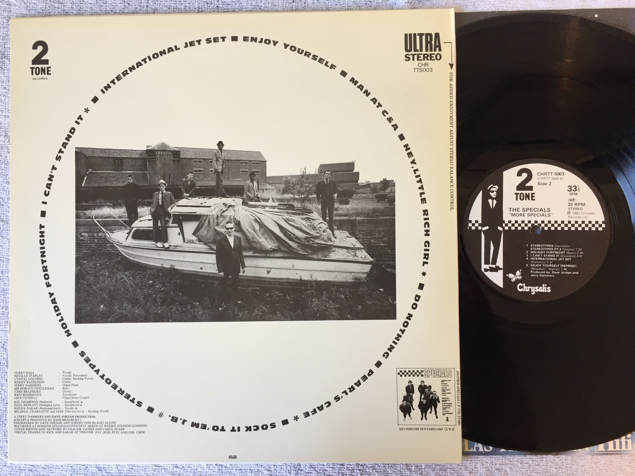 Omslagsbild för skivan THE SPECIALS more specials LP -80 Swe CHRYSALIS CHRTT-5003