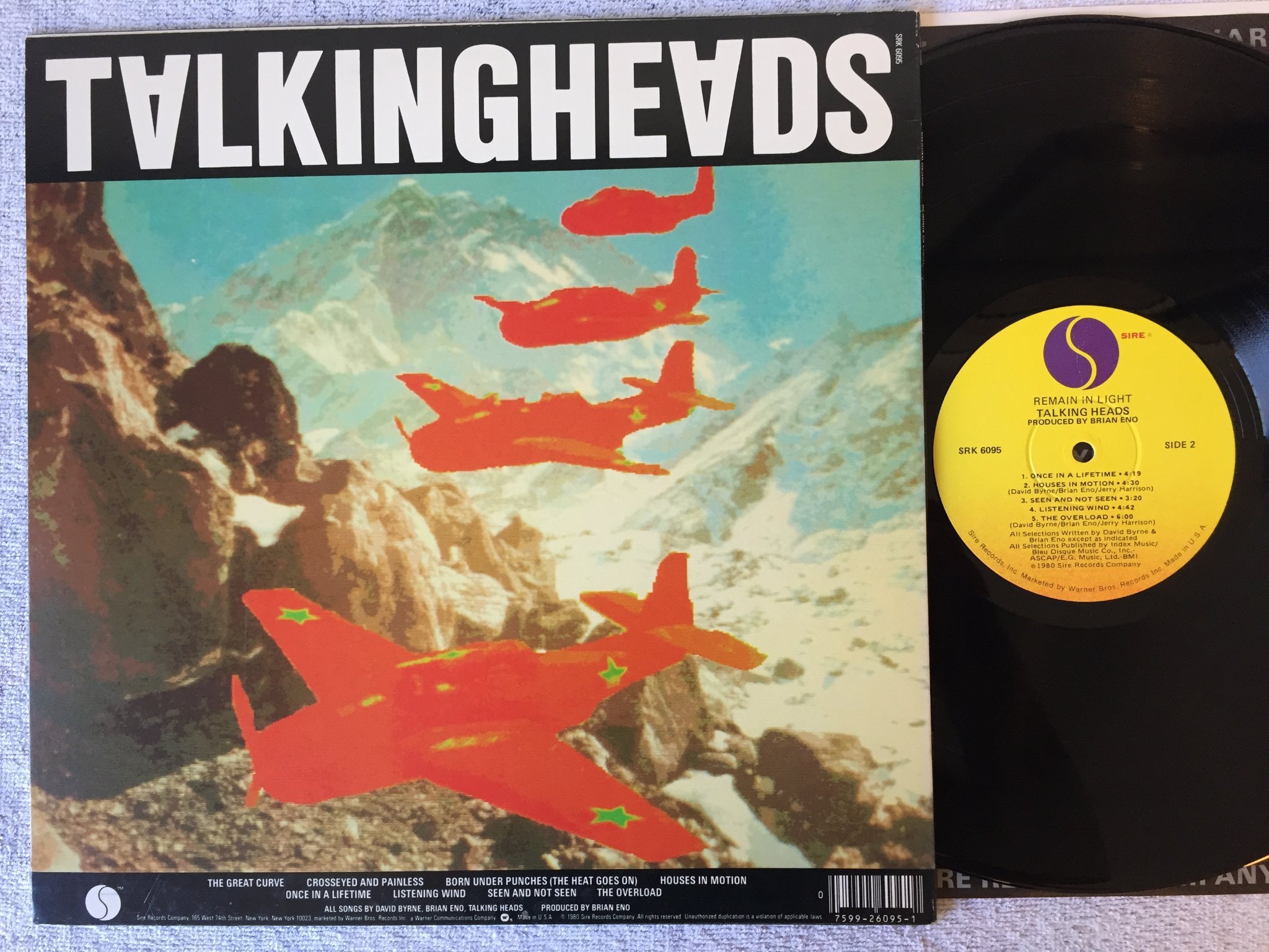 Omslagsbild för skivan TALKING HEADS remain the light LP -80 US SIRE SRK 6095