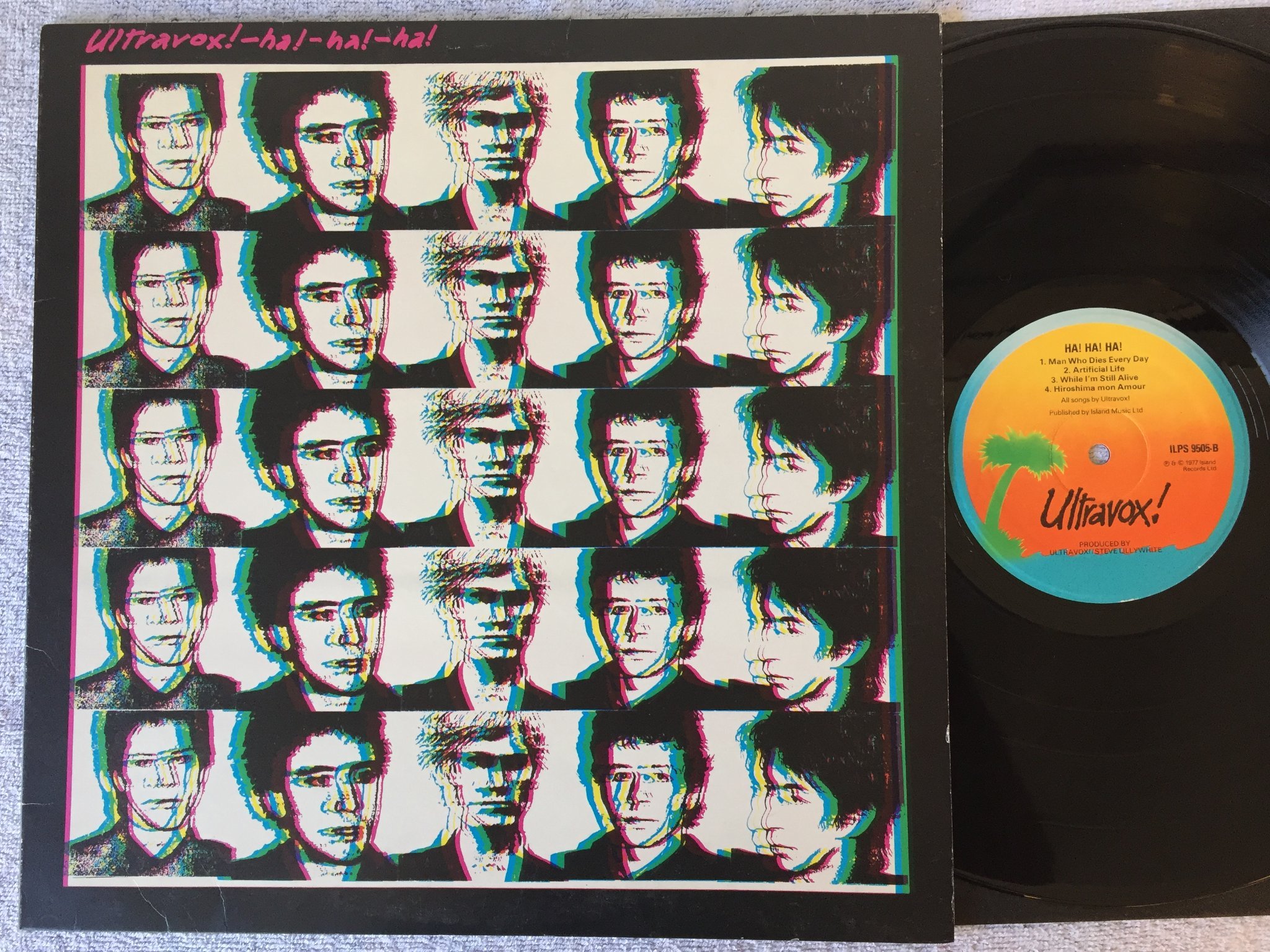 Omslagsbild för skivan ULTRAVOX ha! ha! ha! LP -77 UK ISLAND ILPS 9505