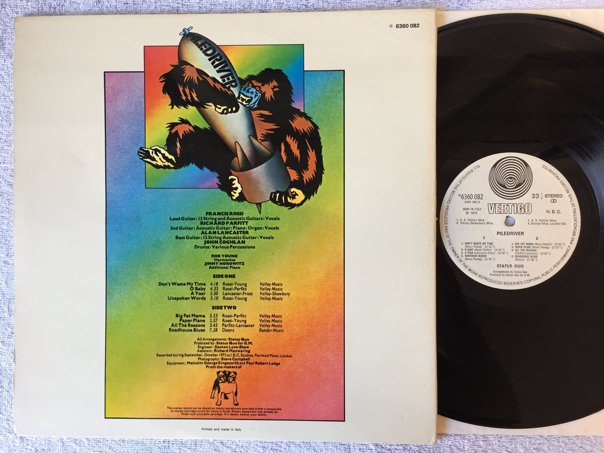 Omslagsbild för skivan STATUS QUO piledriver LP -73 Ita VERTIGO 6360082