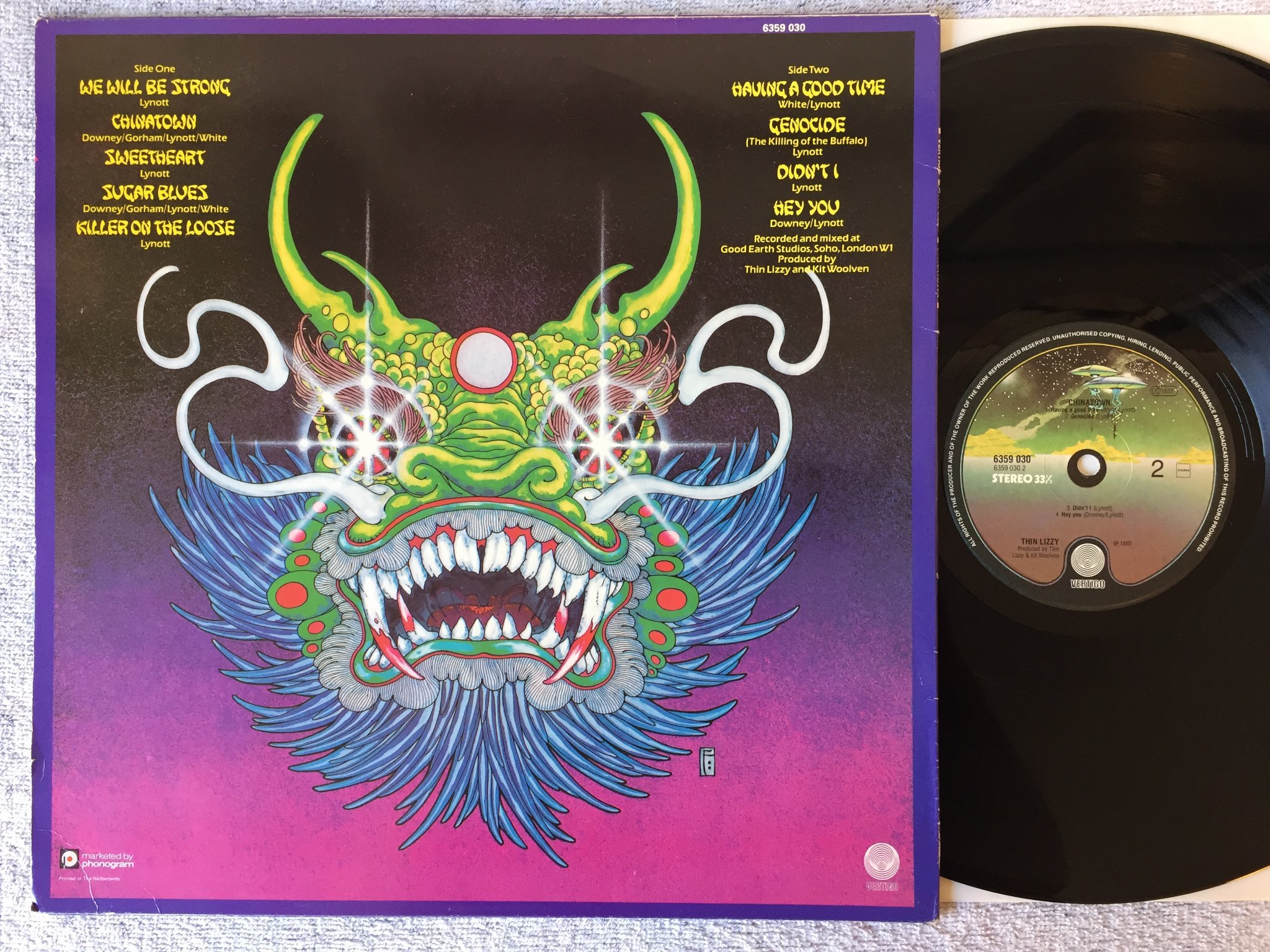 Omslagsbild för skivan THIN LIZZY chinatown LP -80 Hol spaceship VERTIGO 6359030
