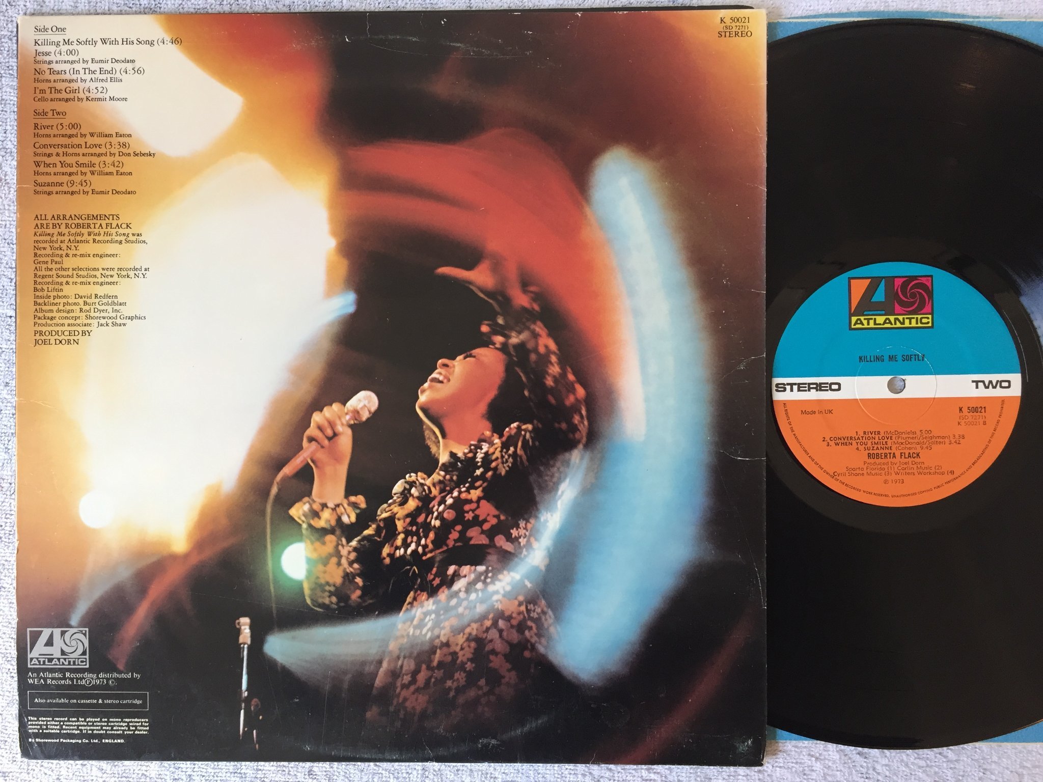 Omslagsbild för skivan ROBERTA FLACK killing me softly LP -73 UK ATLANTIC K 50021