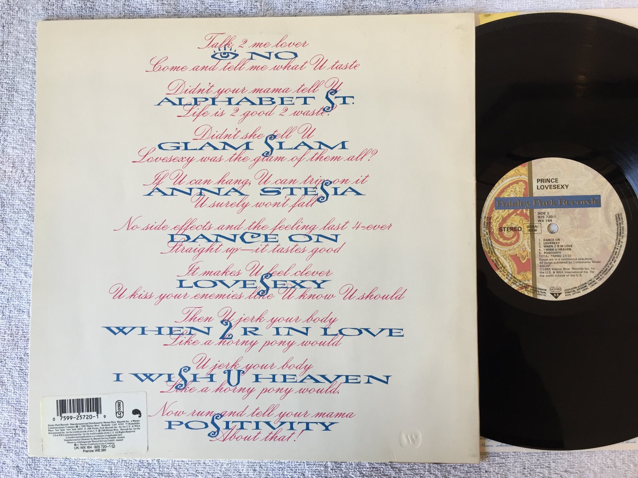 Omslagsbild för skivan PRINCE lovesexy LP -88 PAISLEY PARK 925 720-1