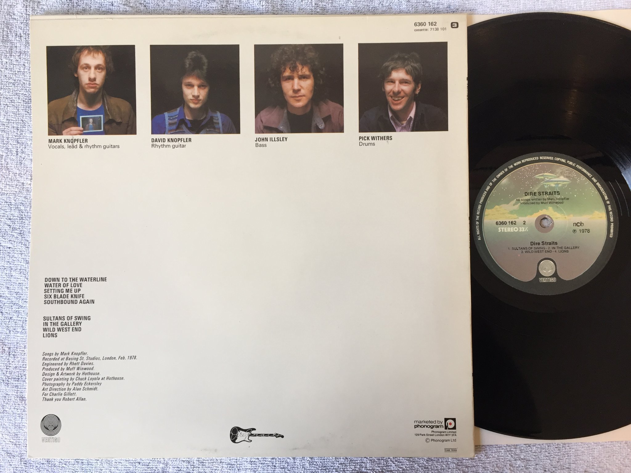 Omslagsbild för skivan DIRE STRAITS s/t LP -78 Swe VERTIGO 6360162