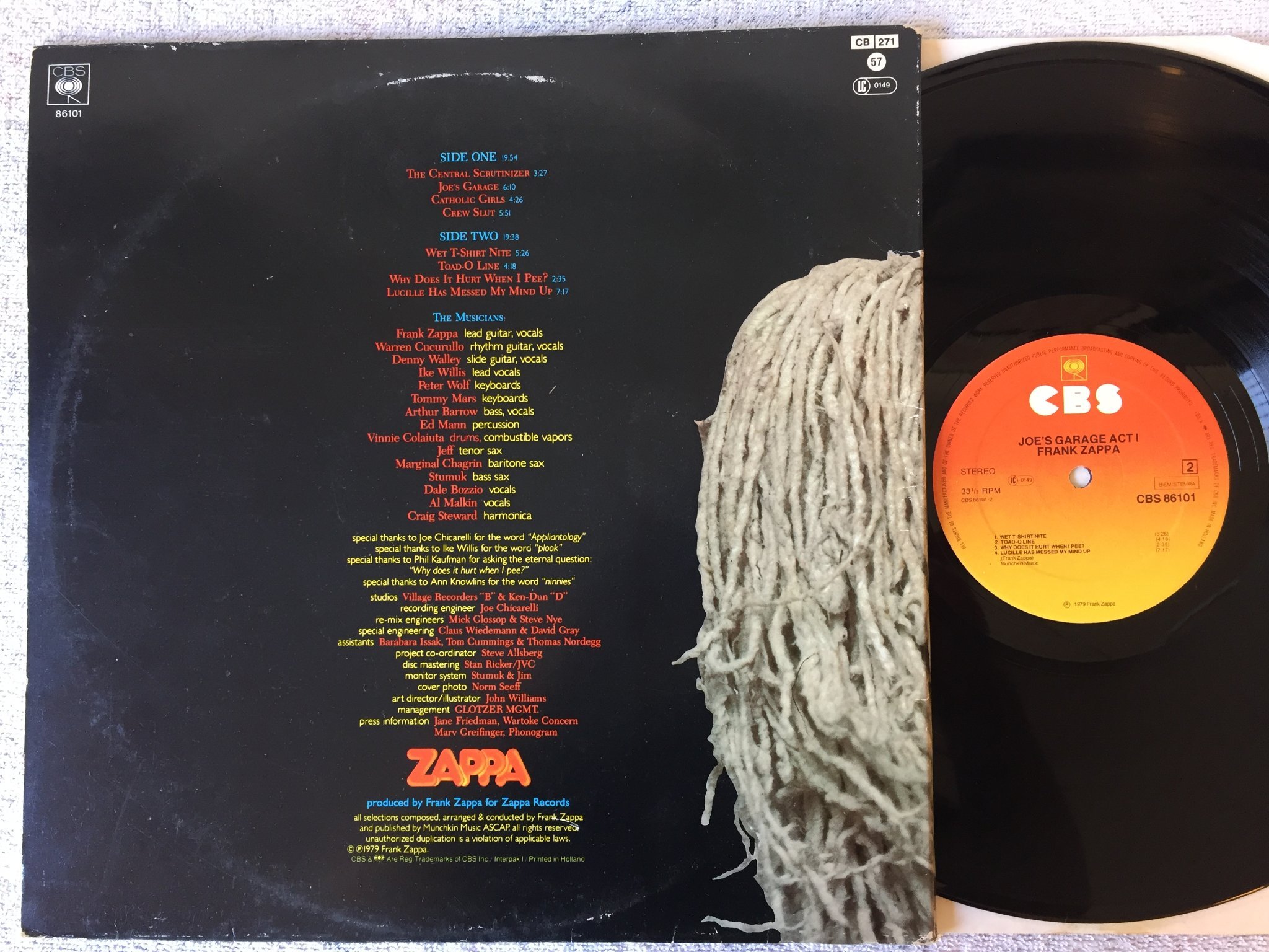 Omslagsbild för skivan FRANK ZAPPA Joe's garage act I  LP -79 Hol CBS 86101