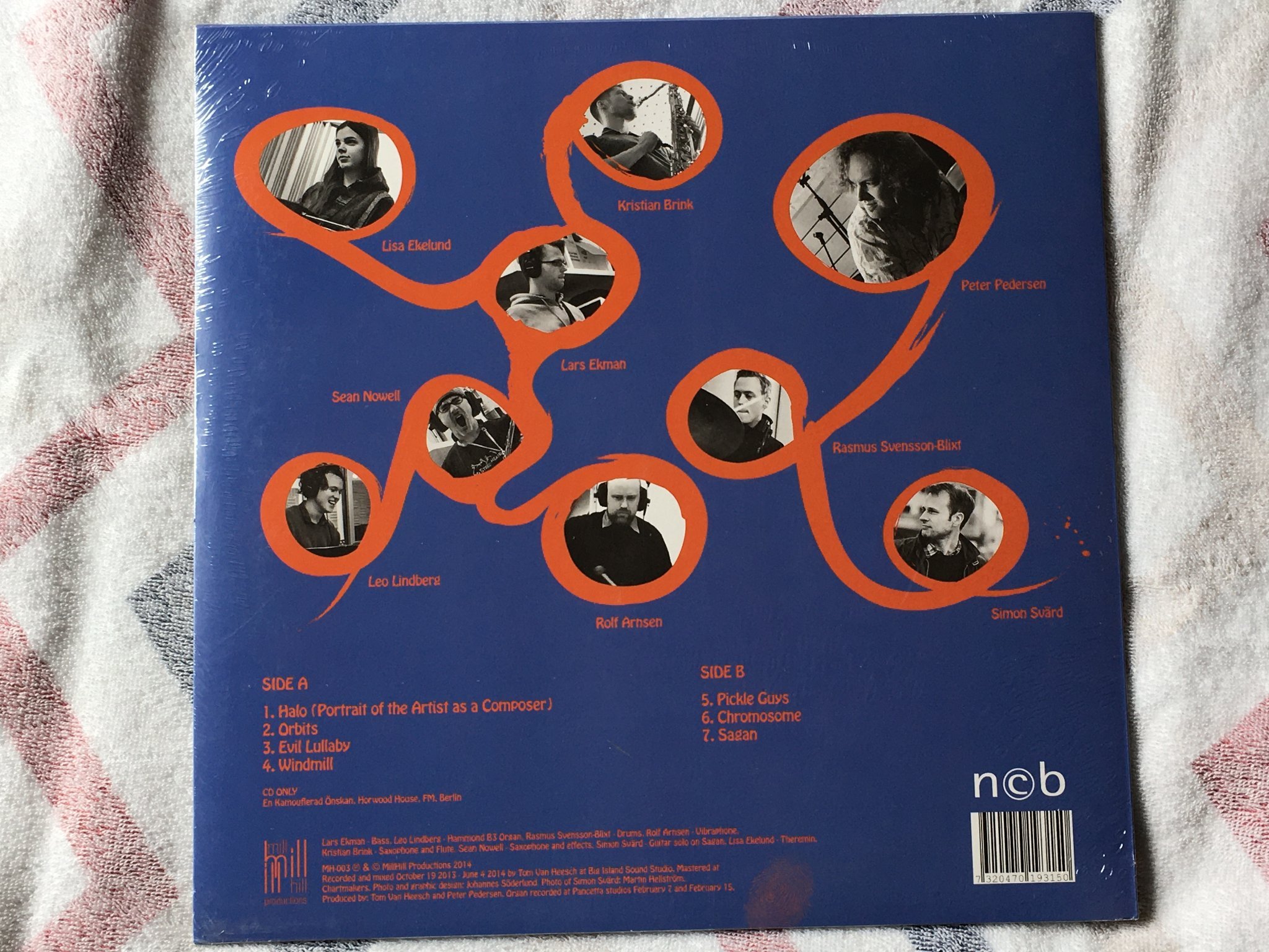 Omslagsbild för skivan POCKET SIZE Exposed Undercurrents LP 2014 Swe MILL HILL MH-003 STILL SEALED