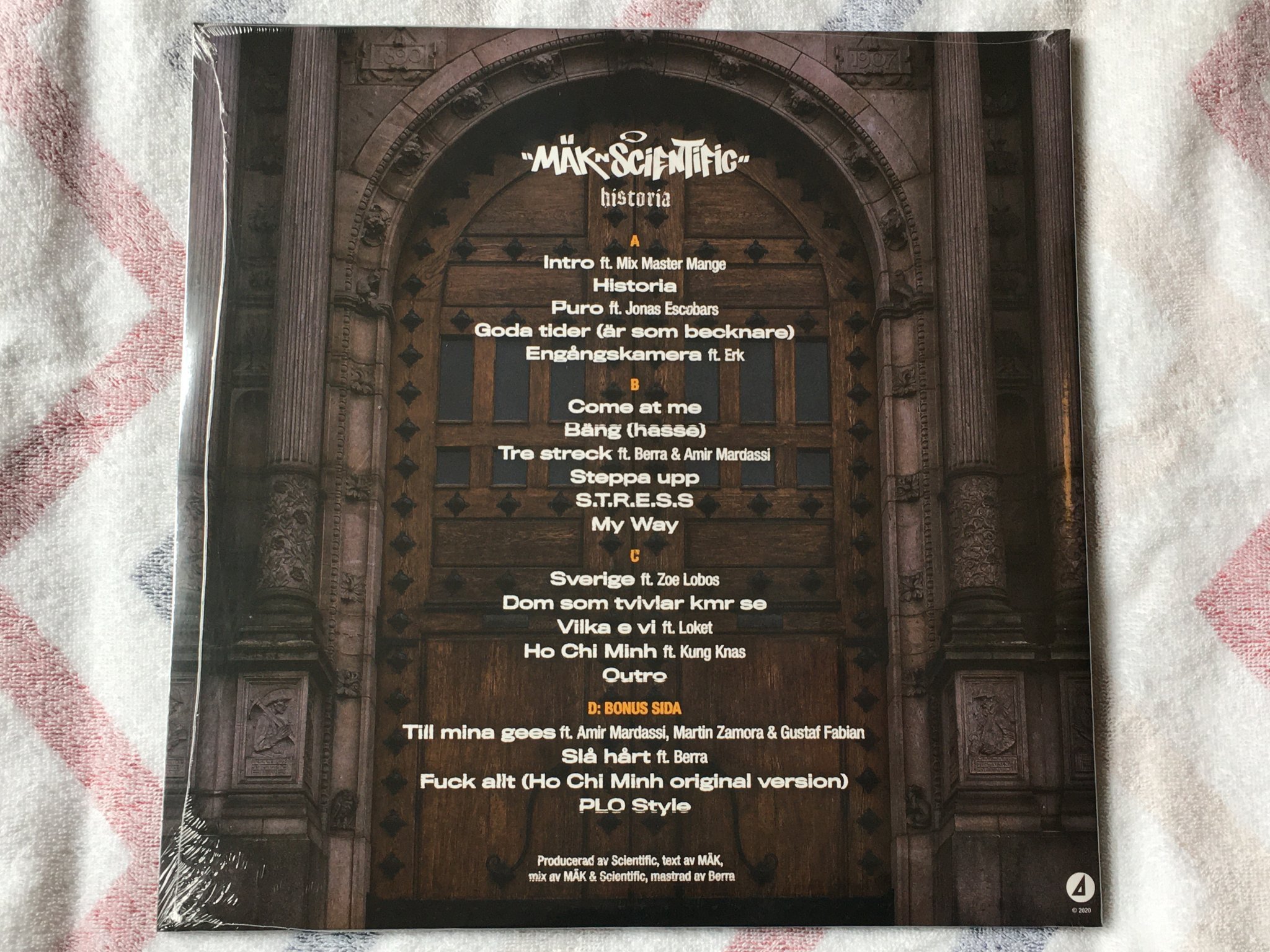 Omslagsbild för skivan MÄK & SCIENTIFIC historia LP 2021 Swe PRIVATE PRESS still sealed GRYM PLATTA!!!