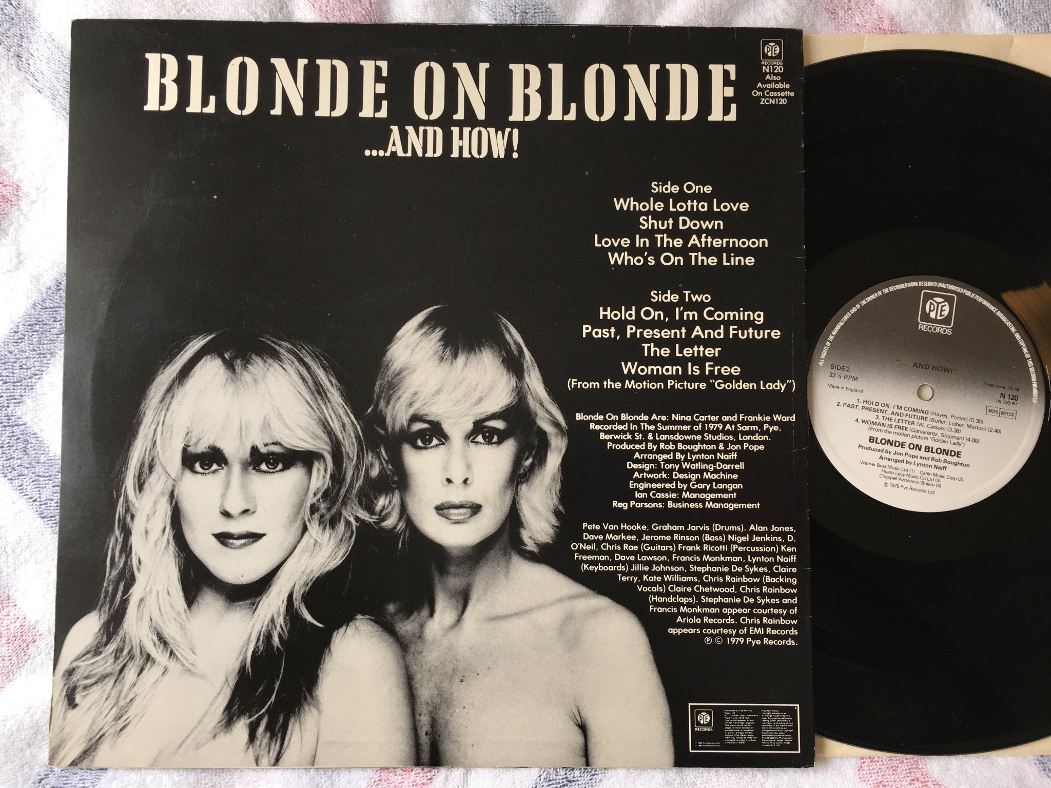 Omslagsbild för skivan BLONDE ON BLONDE and how! LP -79 UK PYE N 120
