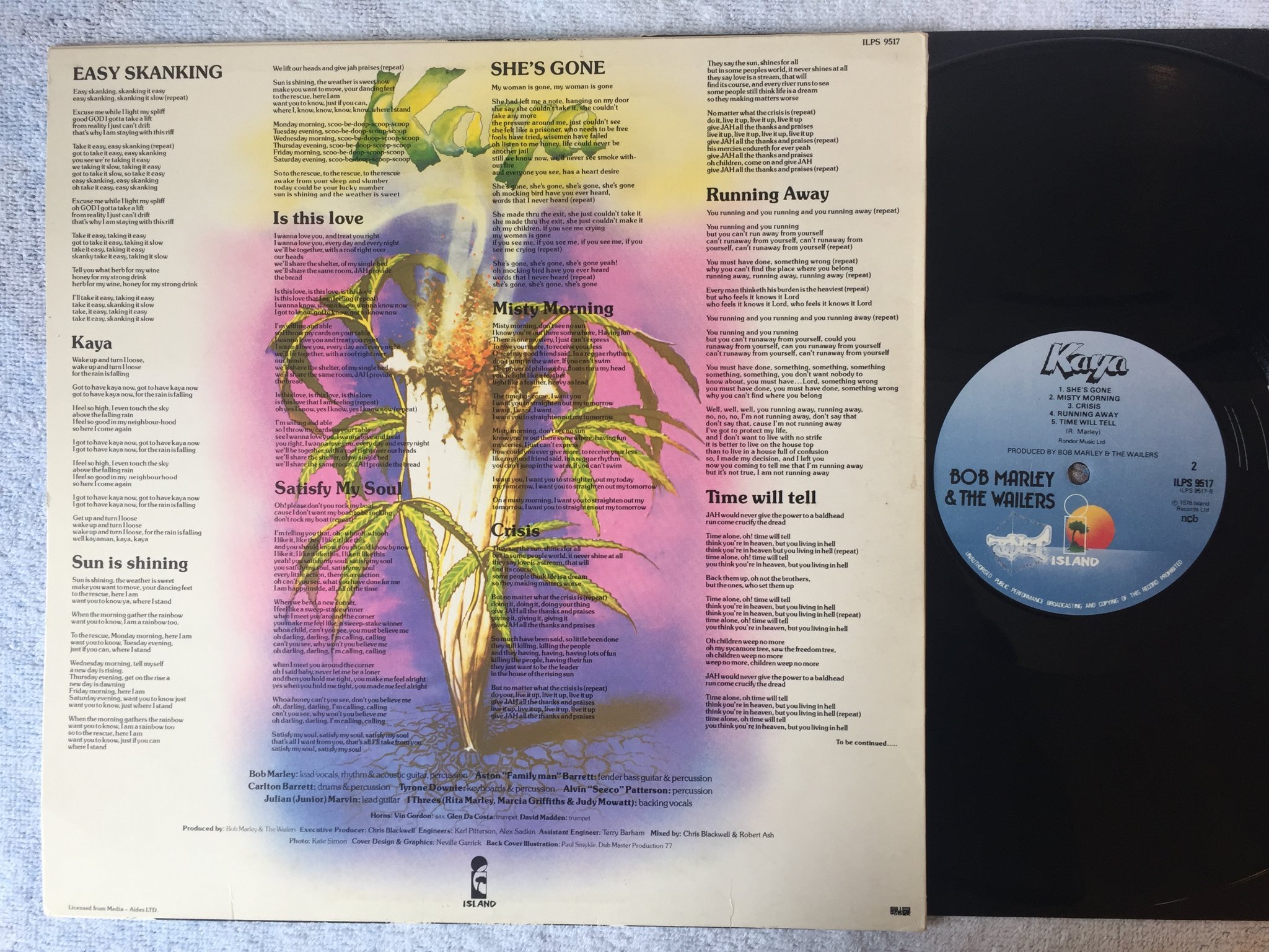 Omslagsbild för skivan BOB MARLEY & THE WAILERS kaya LP Swe -78 Swe ISLAND ILPS 9517