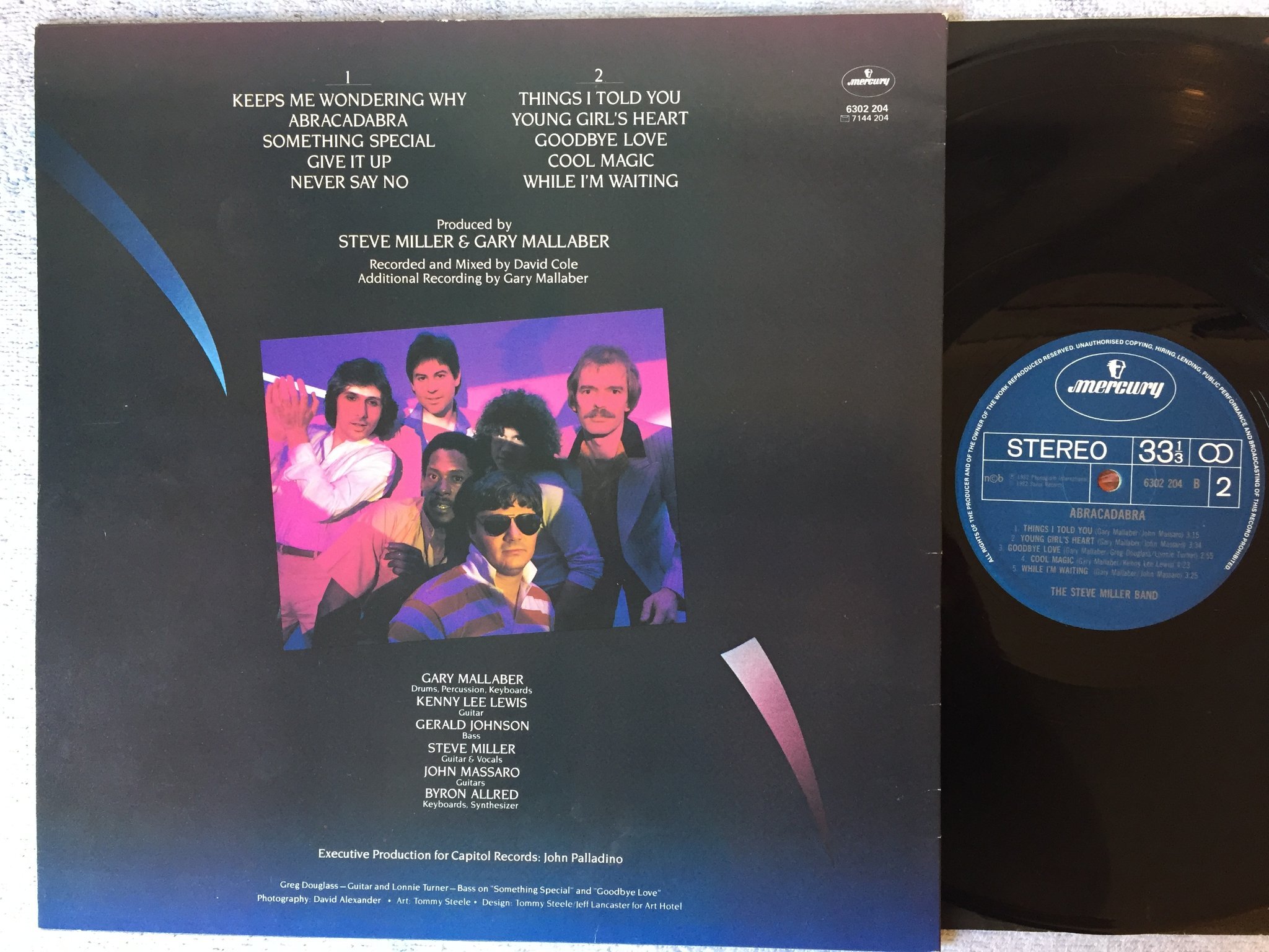 Omslagsbild för skivan THE STEVE MILLER BAND abracadabra LP -82 Swe MERCURY 6302204?