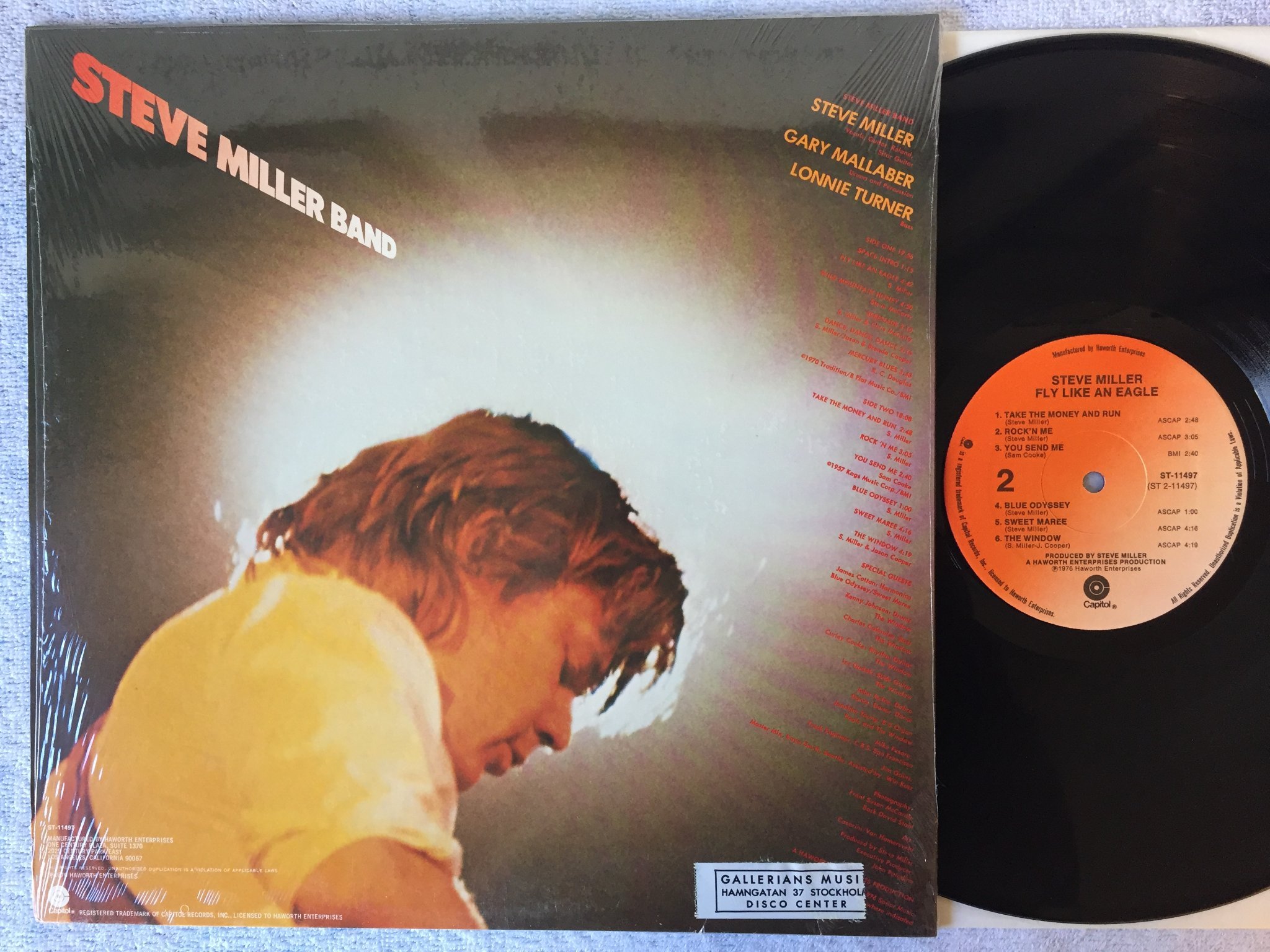 Omslagsbild för skivan THE STEVE MILLER BAND fly like an eagle LP -76 capitol st-11497