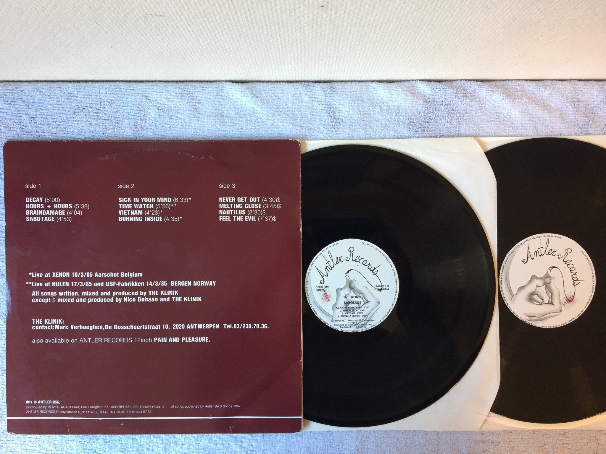 Omslagsbild för skivan THE KLINIK Melting Close + Sabotage 2xLP -87 Belgium ANTLER industrial synth