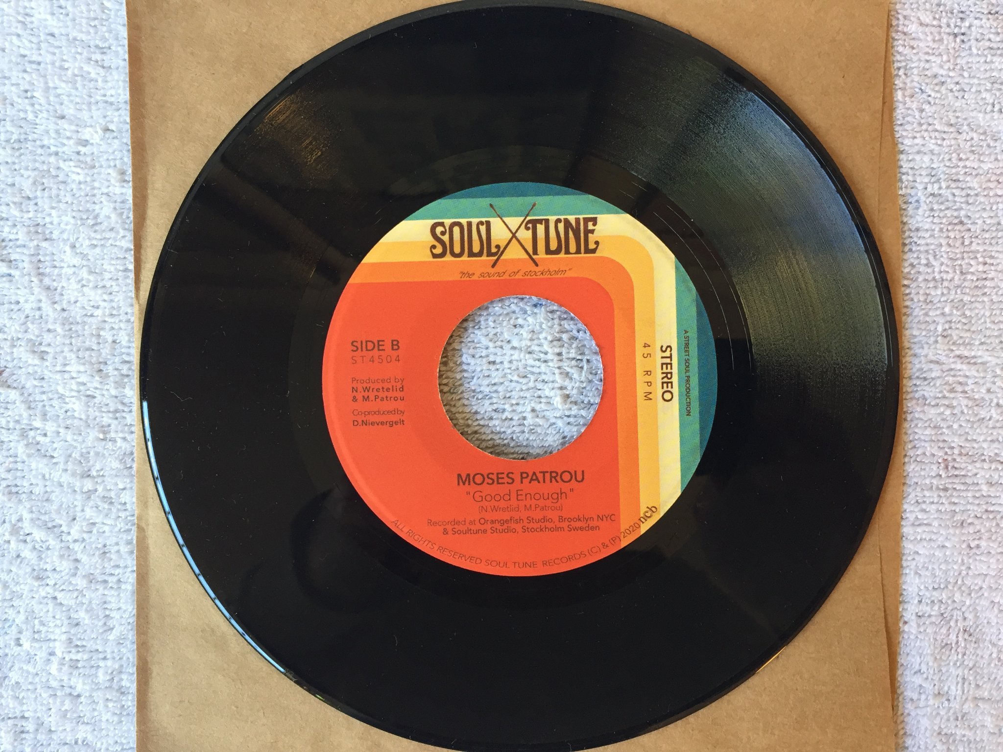 Omslagsbild för skivan MOSES PATROU stand by lover 7"single 2020 Swe SOUL TUNE ST4504 