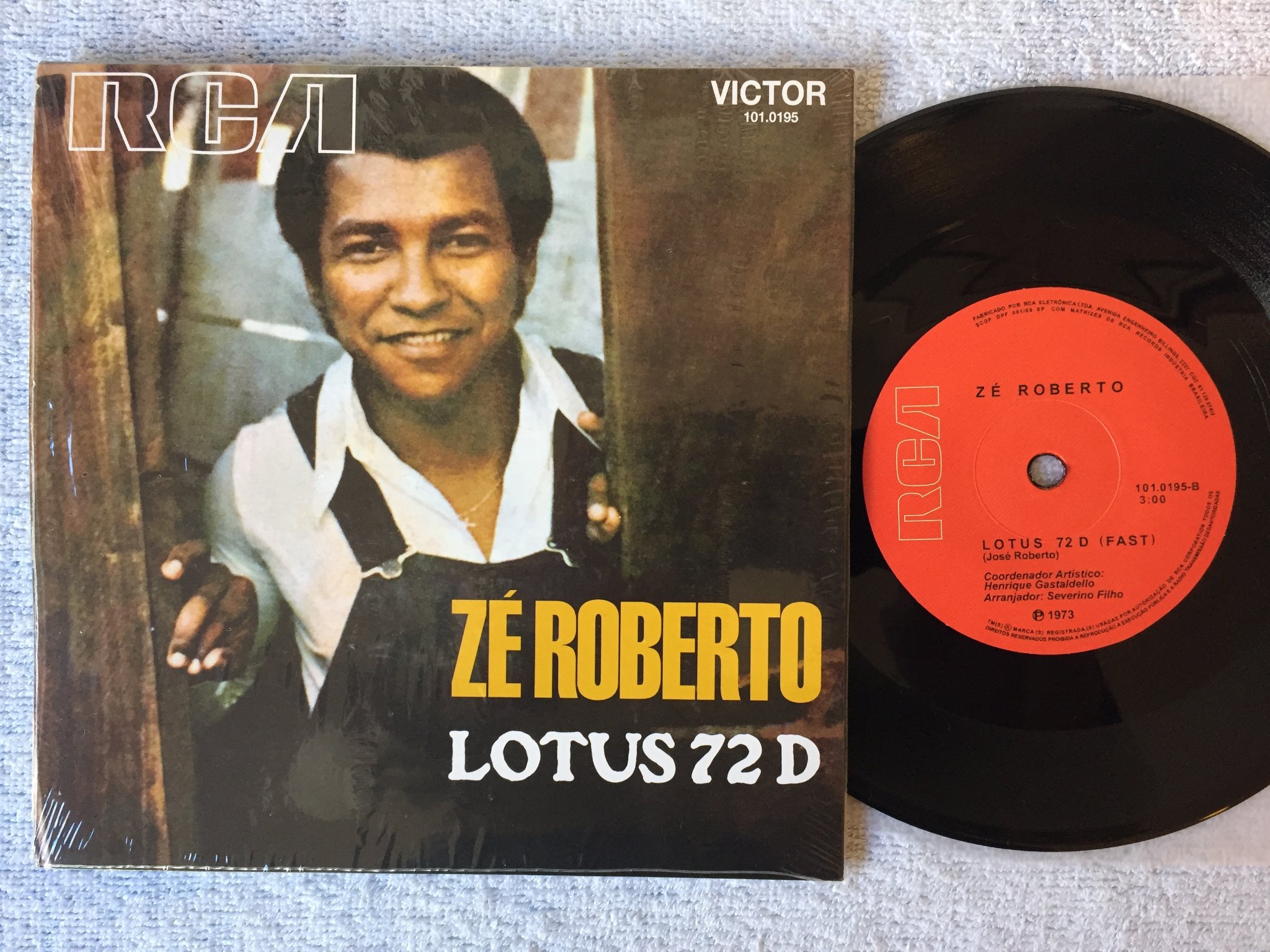 Omslagsbild för skivan ZE ROBERTO lotus 72 D 7"single RE MR BONGO massive brazilian killer tune