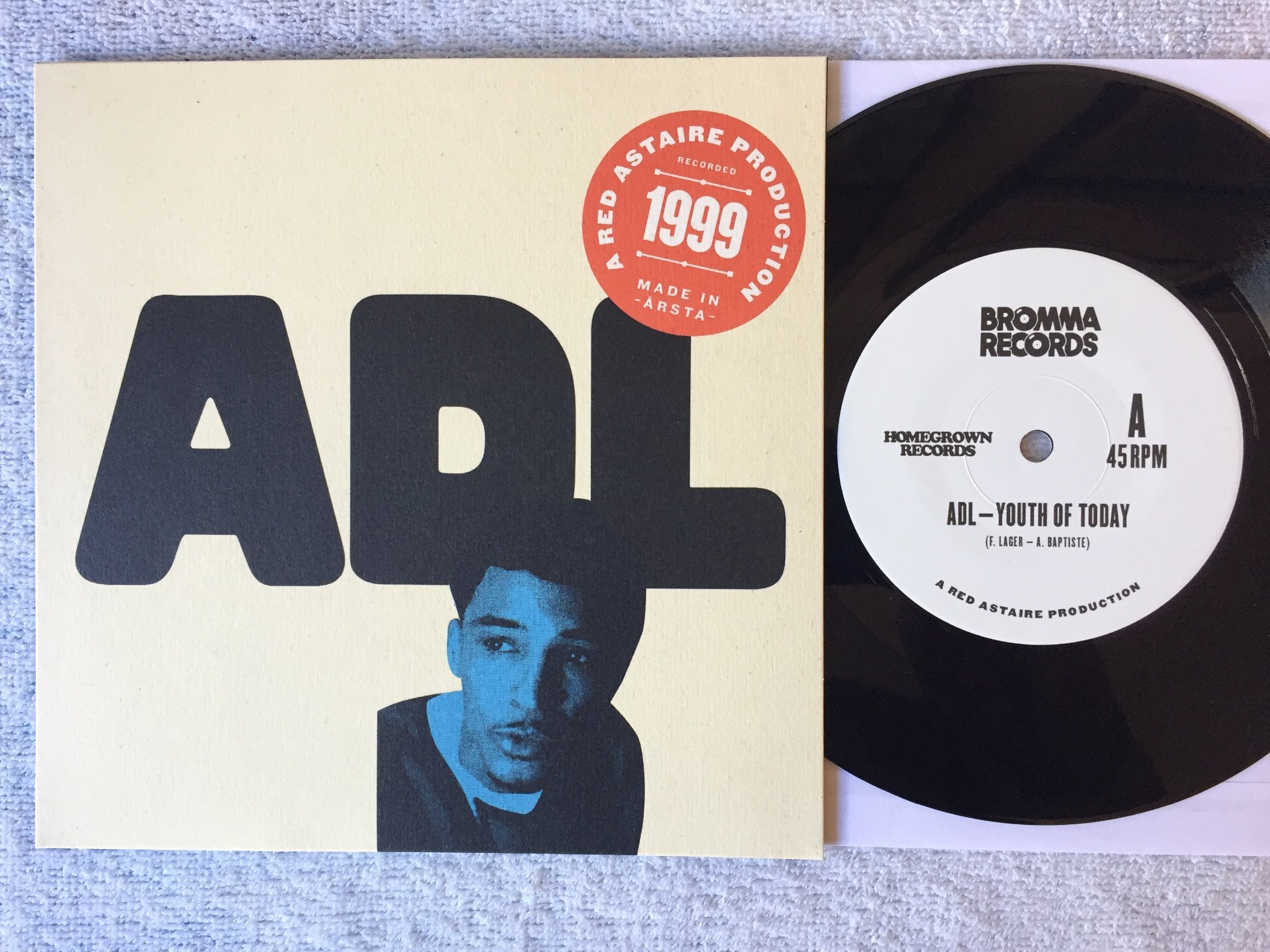 Omslagsbild för skivan AYO for my dead cats ADL youth of today 7"single 2020 HOMEGROWN & BROMMA RECORDS