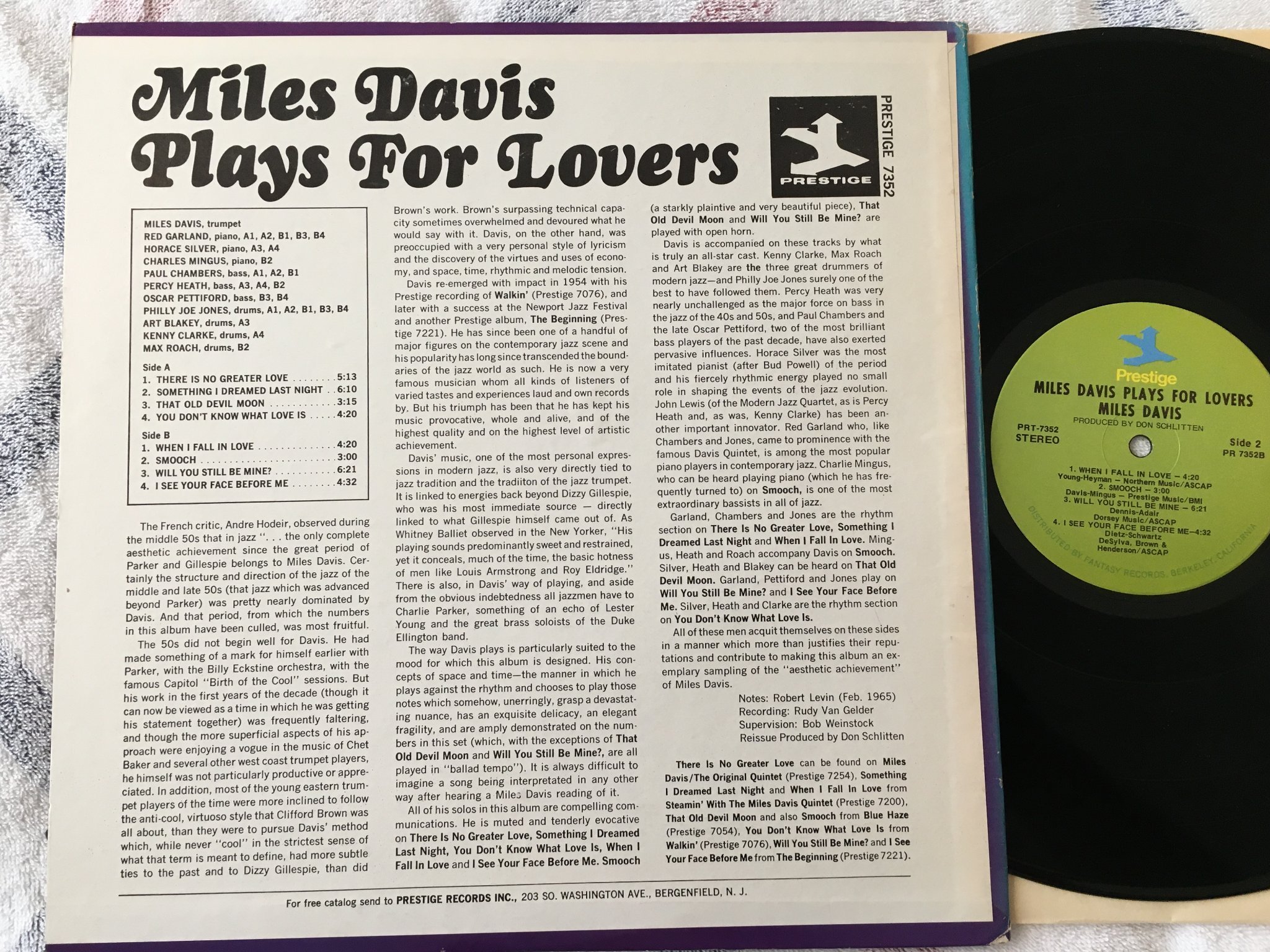 Omslagsbild för skivan MILES DAVIS plays for lovers LP US PRESTIGE P-7352 