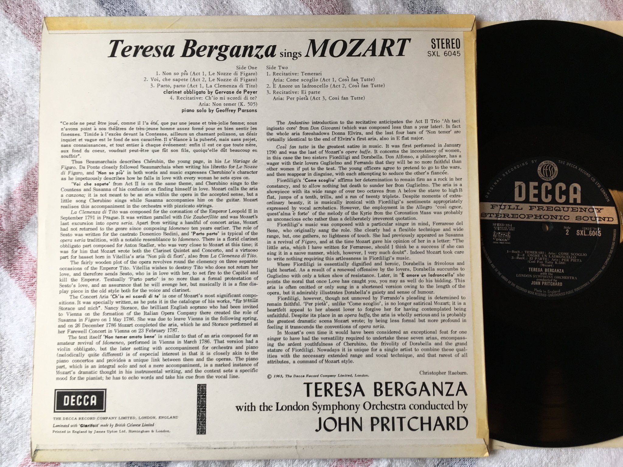 Omslagsbild för skivan PRITCHARD TERESA BERGANZA sings Mozart LP -63 UK DECCA SXL 6045