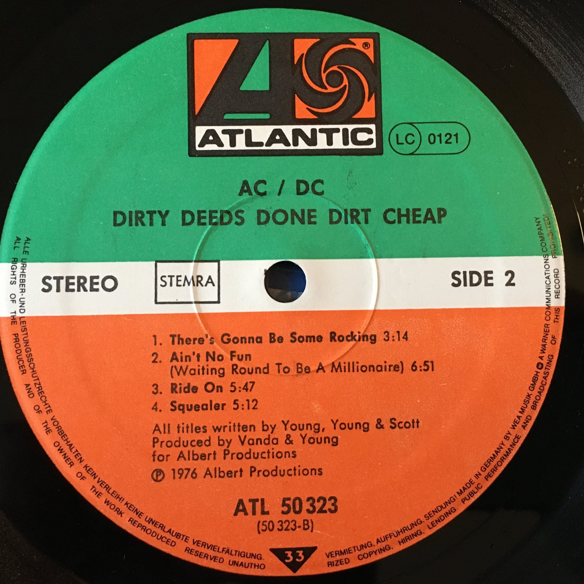 Omslagsbild för skivan AC/DC 3 Record Set LP BOX Germany  RARE!!! No poster or 45