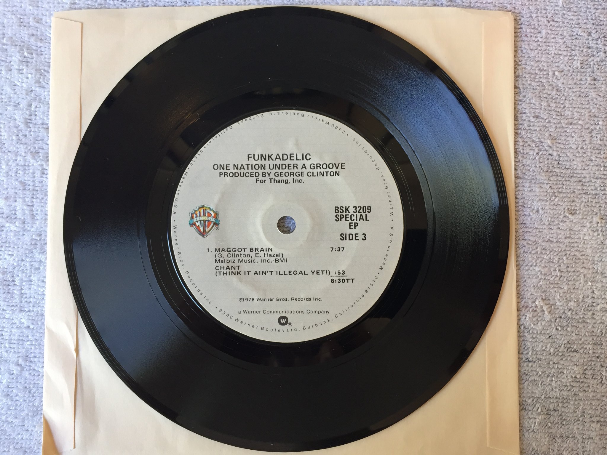 Omslagsbild för skivan FUNKADELIC one nation under a groove LP + bonus 7"single FUNK CLASSIC ! ! ! 