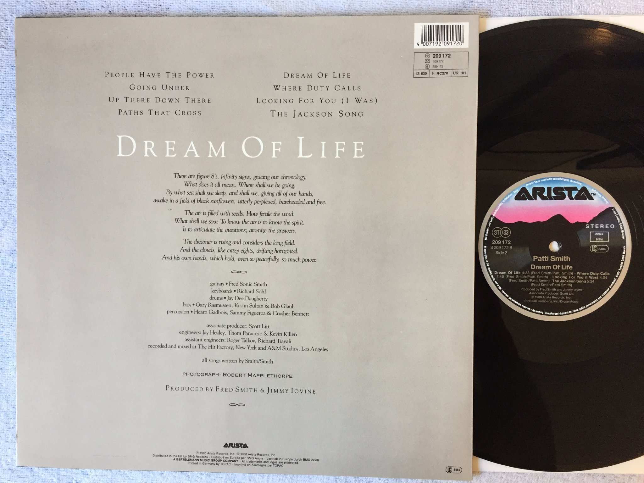 Omslagsbild för skivan PATTI SMITH dream of life LP Ger ARISTA 209172