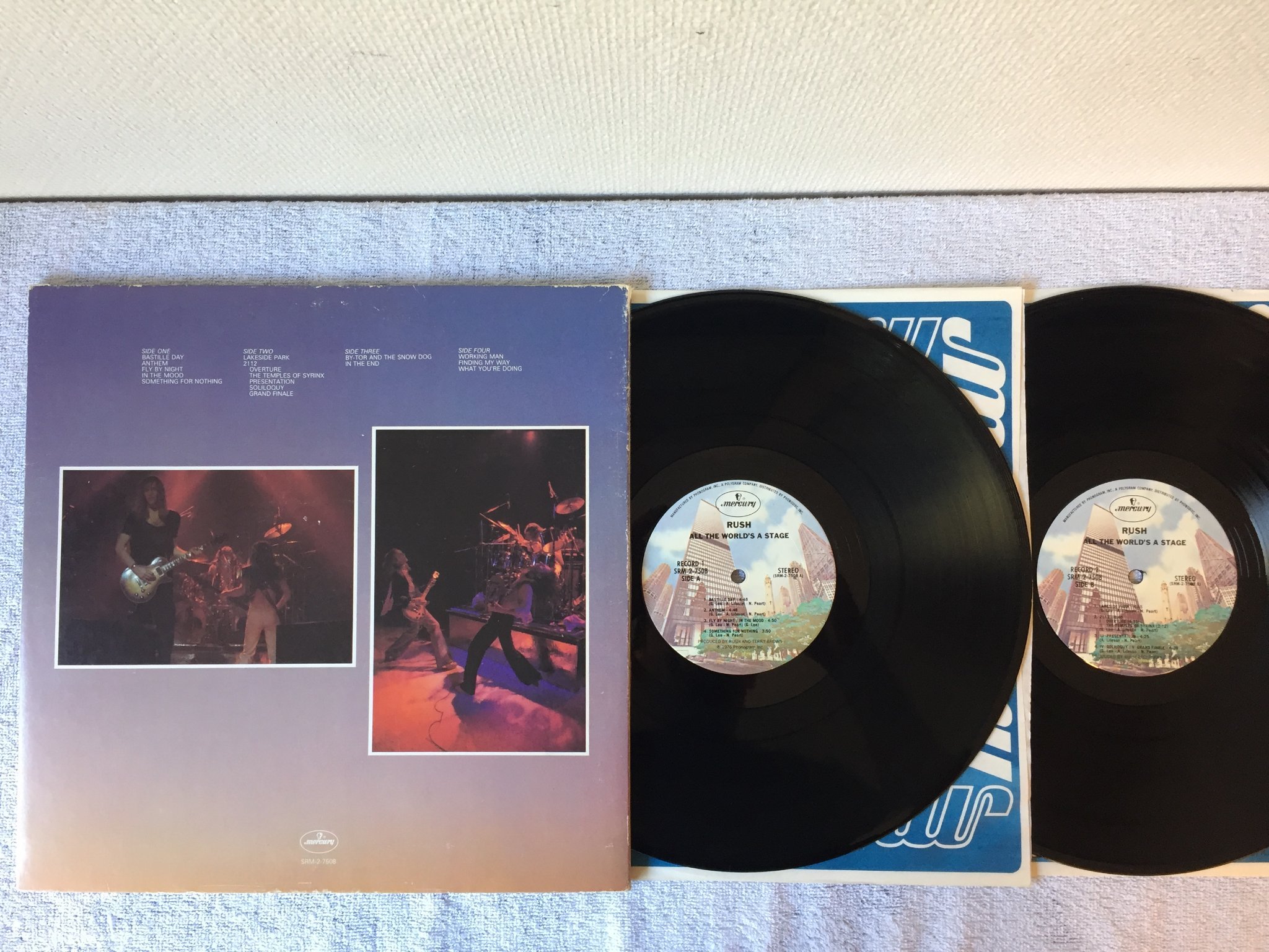 Omslagsbild för skivan RUSH all the world's a stage 2xLP -76 US MERCURY SRM 2-7508