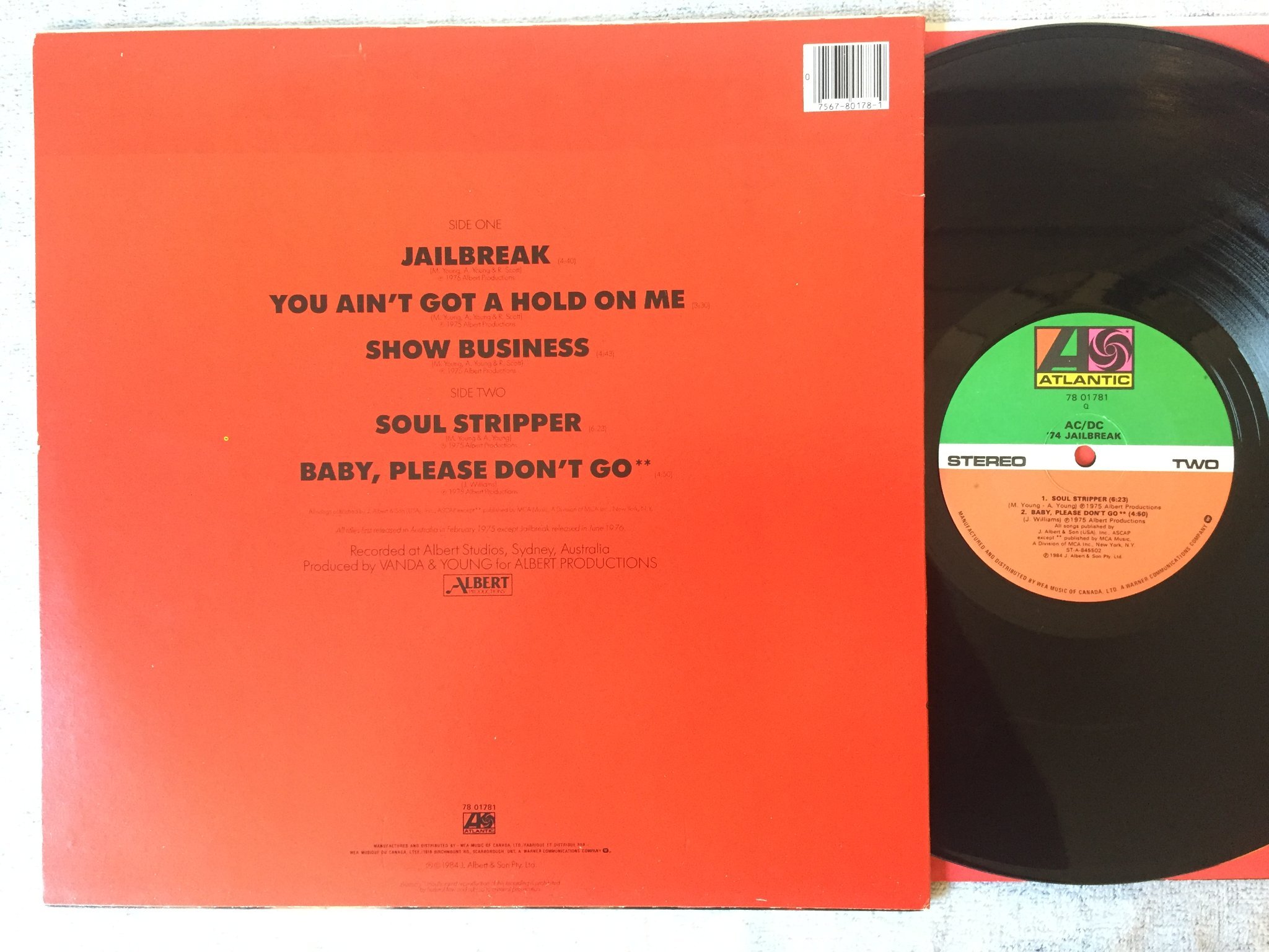 Omslagsbild för skivan AC/DC 74' jailbreak LP Canada ATLANTIC 78 01781