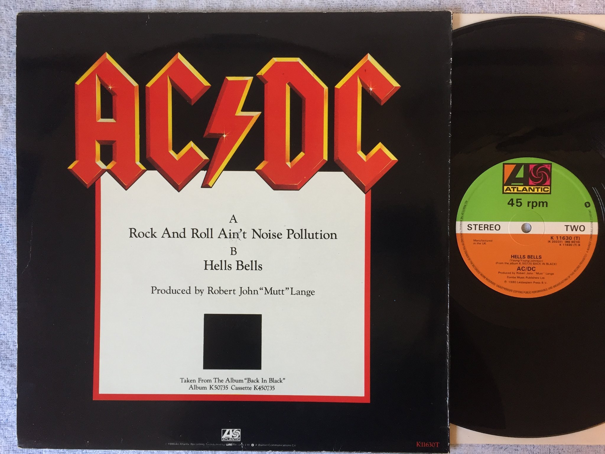 Omslagsbild för skivan AC/DC rock and roll... 12"single -80 UK ATLANTIC K 11630