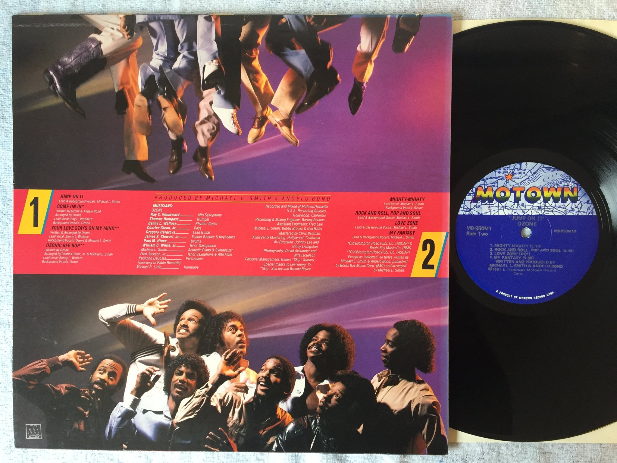 Omslagsbild för skivan OZONE jump on it LP US MOTOWN M8 950M1