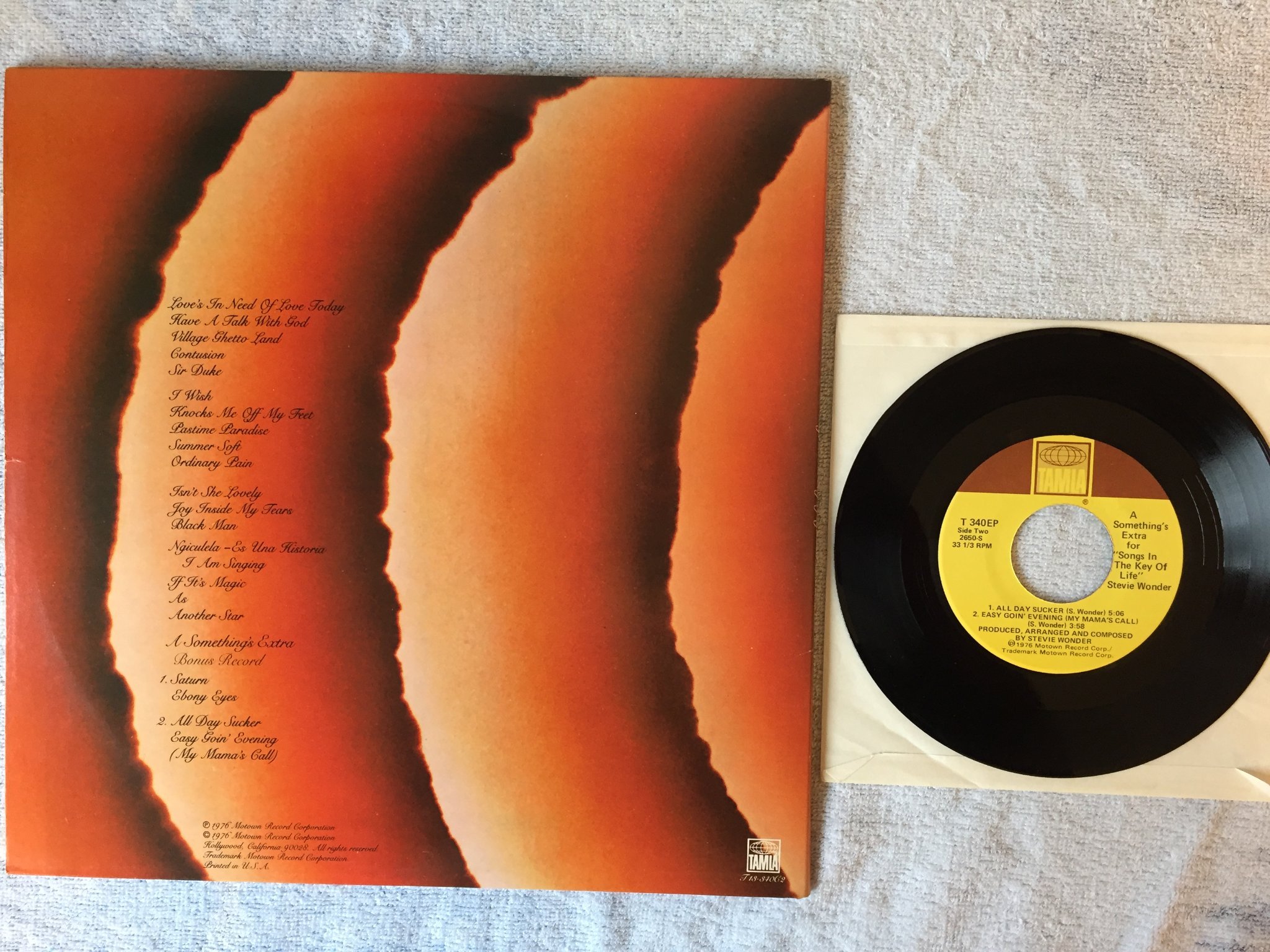 Omslagsbild för skivan STEVIE WONDER songs in the key of life 2xLP -76 US TAMLA TI3-340C2 + SINGLE