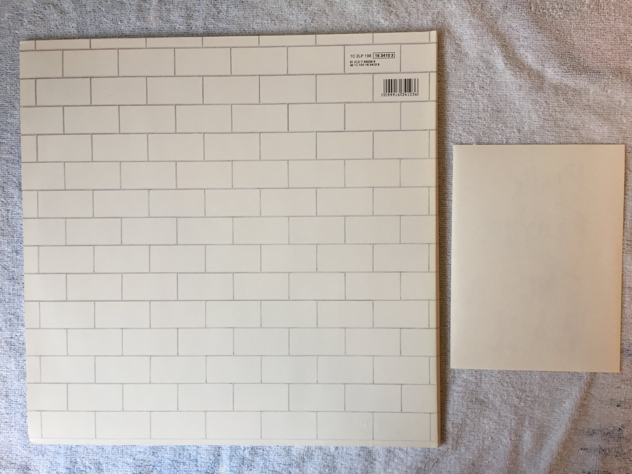 Omslagsbild för skivan PINK FLOYD the wall 2xLP Ger HARVEST  