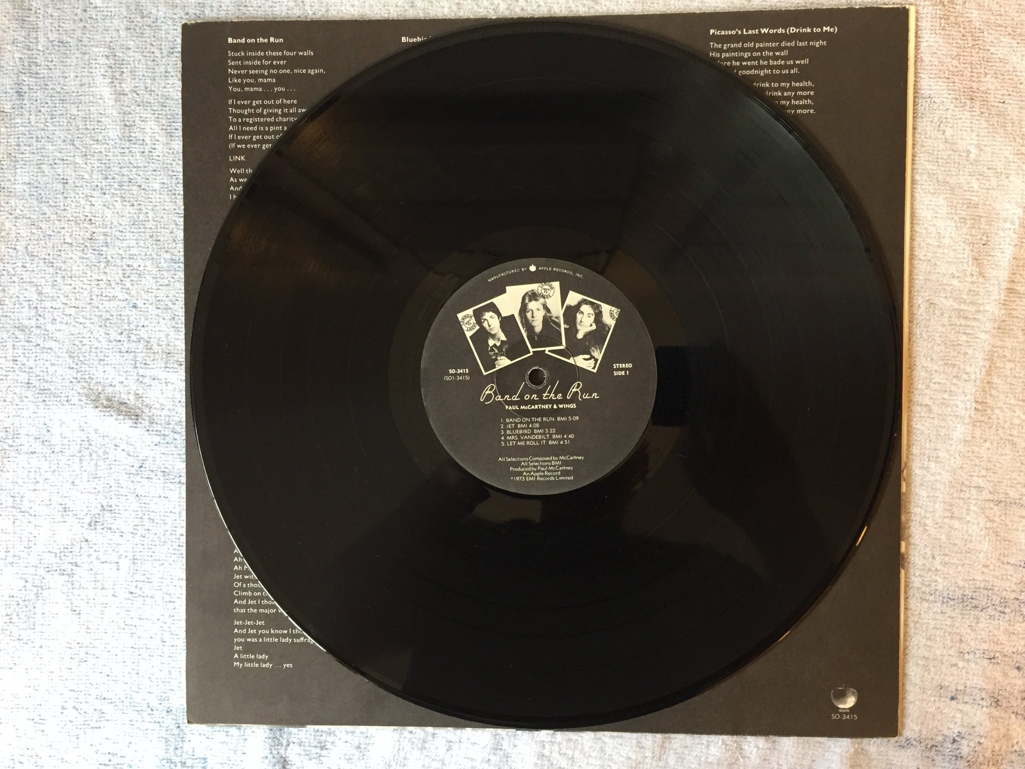 Omslagsbild för skivan PAUL McCARTNEY & WINGS band on the run LP APPLE SO 3415