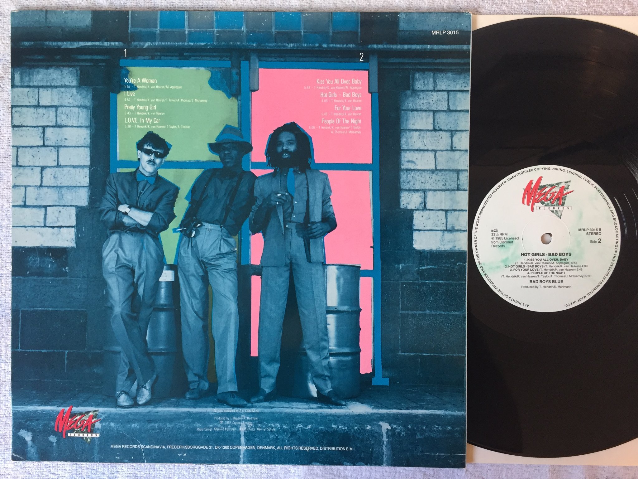 Omslagsbild för skivan BAD BOYS BLUE Hot Girls, Bad Boys LP -85 euro disco pop MEGA MRLP 3015